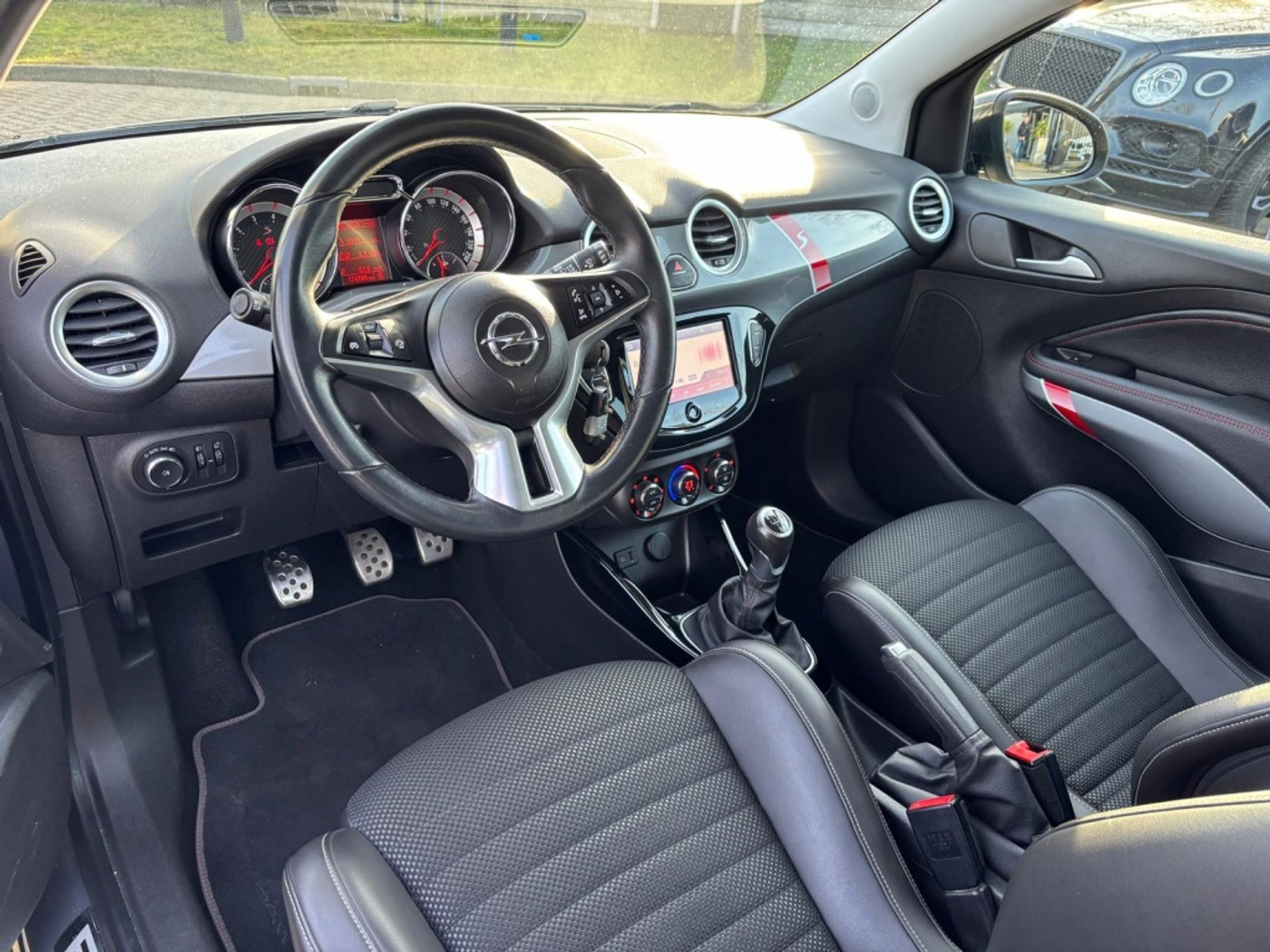 Foto van Opel Adam