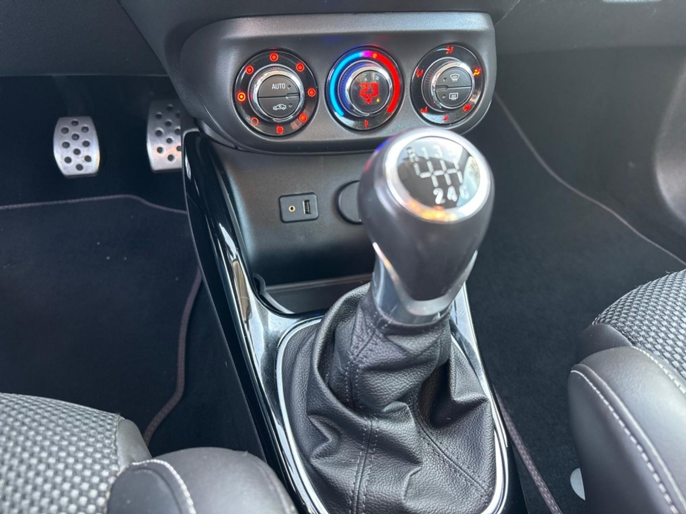Foto van Opel Adam