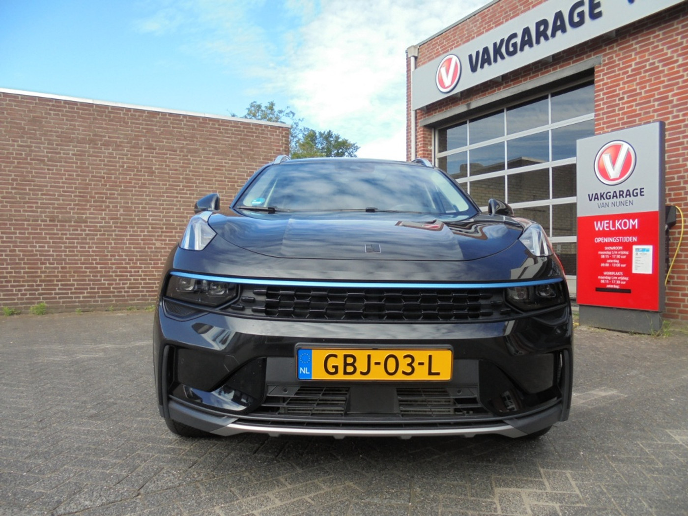 Foto van Lynk&co LYNK & Co 01