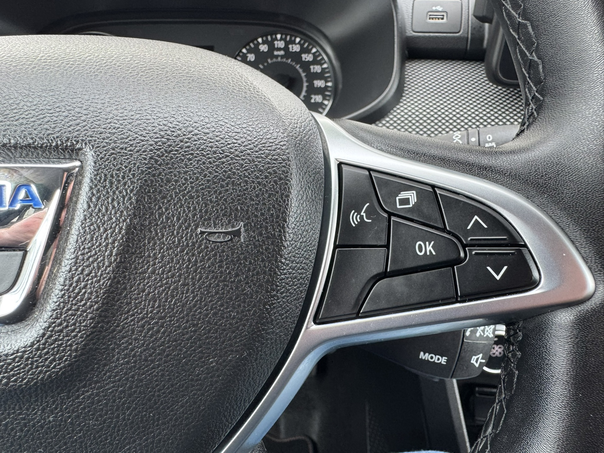 Foto van Dacia Jogger