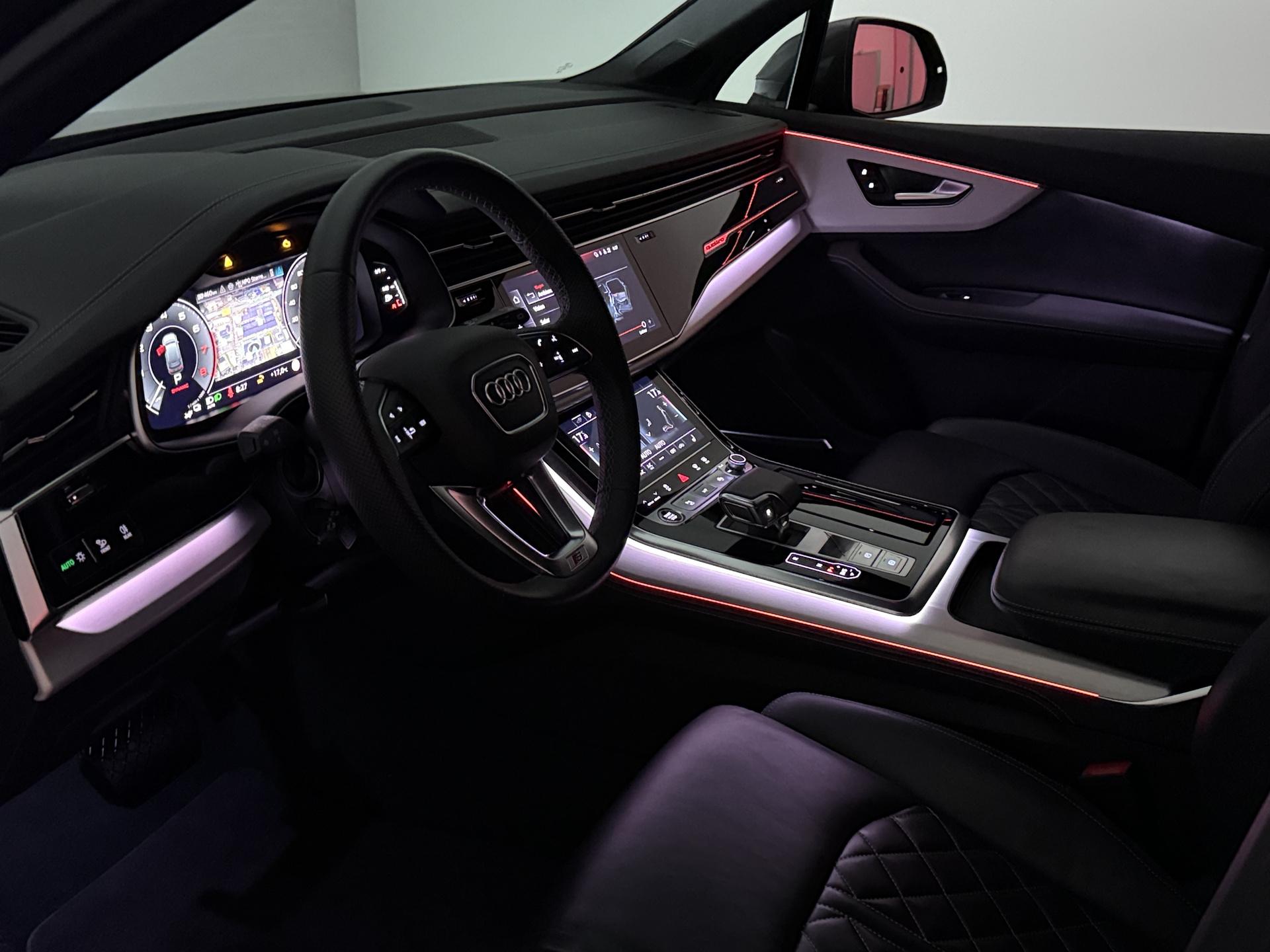 Foto van Audi Q7 55 TFSI E