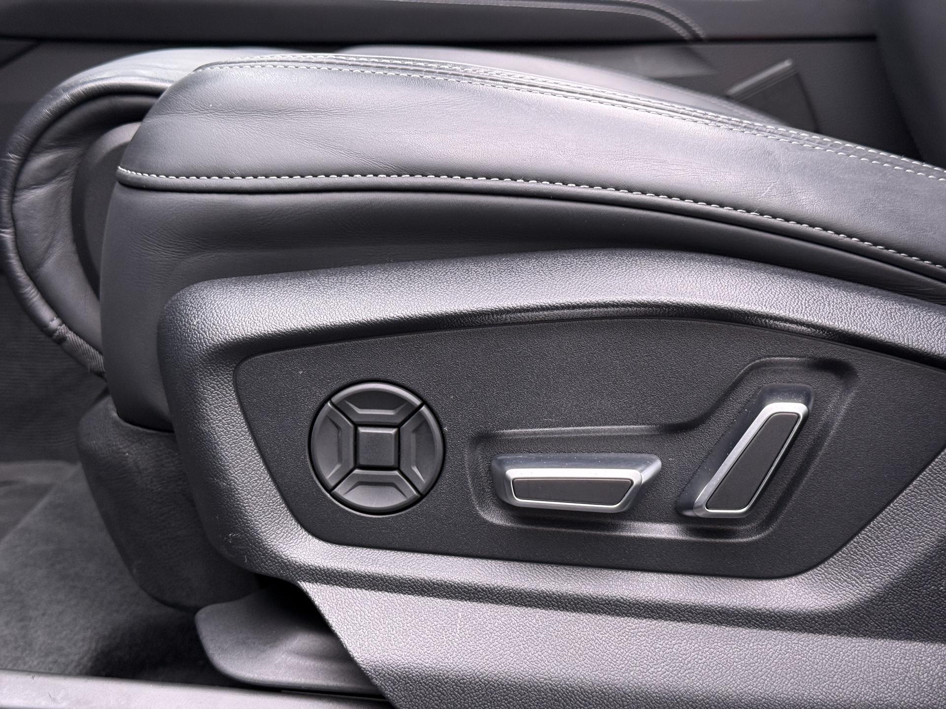 Foto van Audi Q7 55 TFSI E
