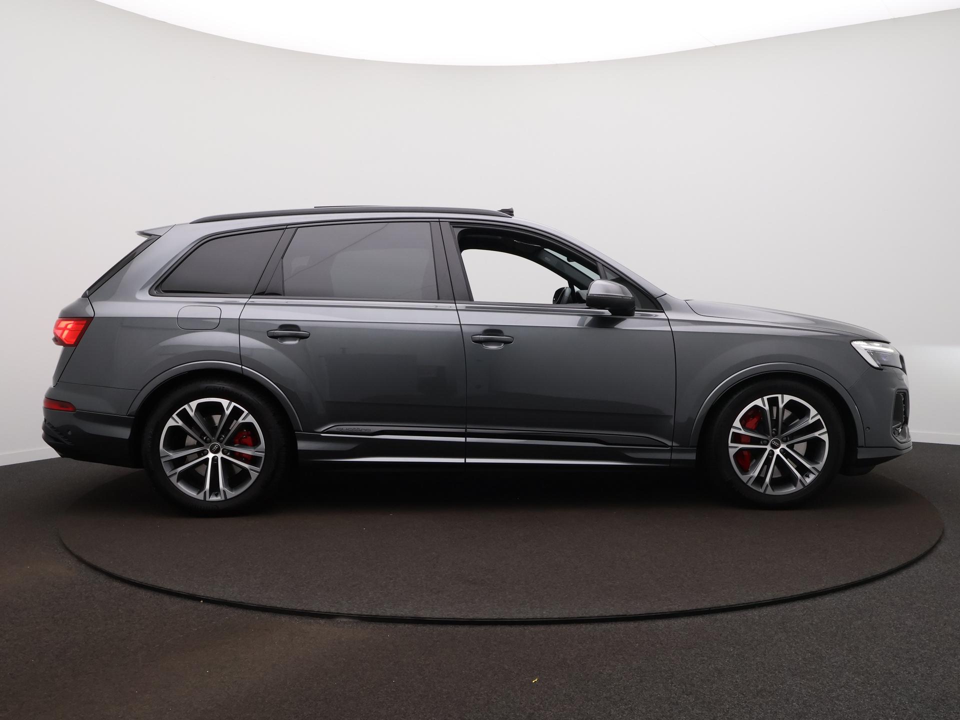 Foto van Audi Q7 55 TFSI E