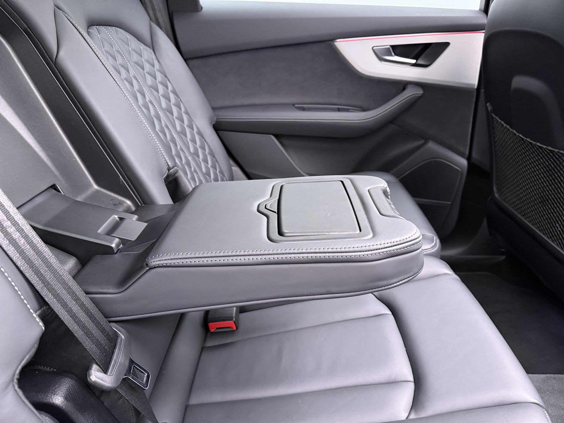 Foto van Audi Q7 55 TFSI E