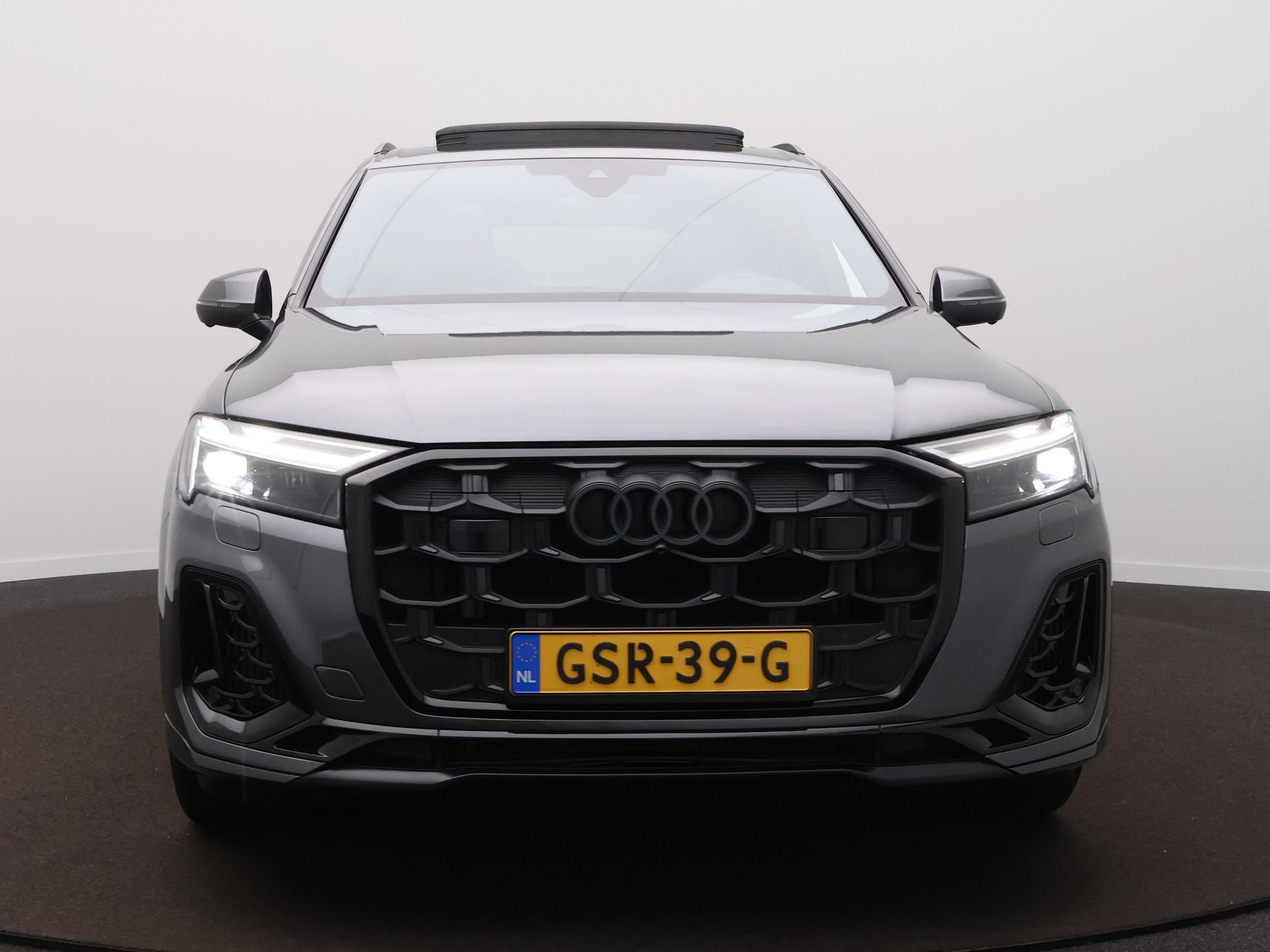 Foto van Audi Q7 55 TFSI E