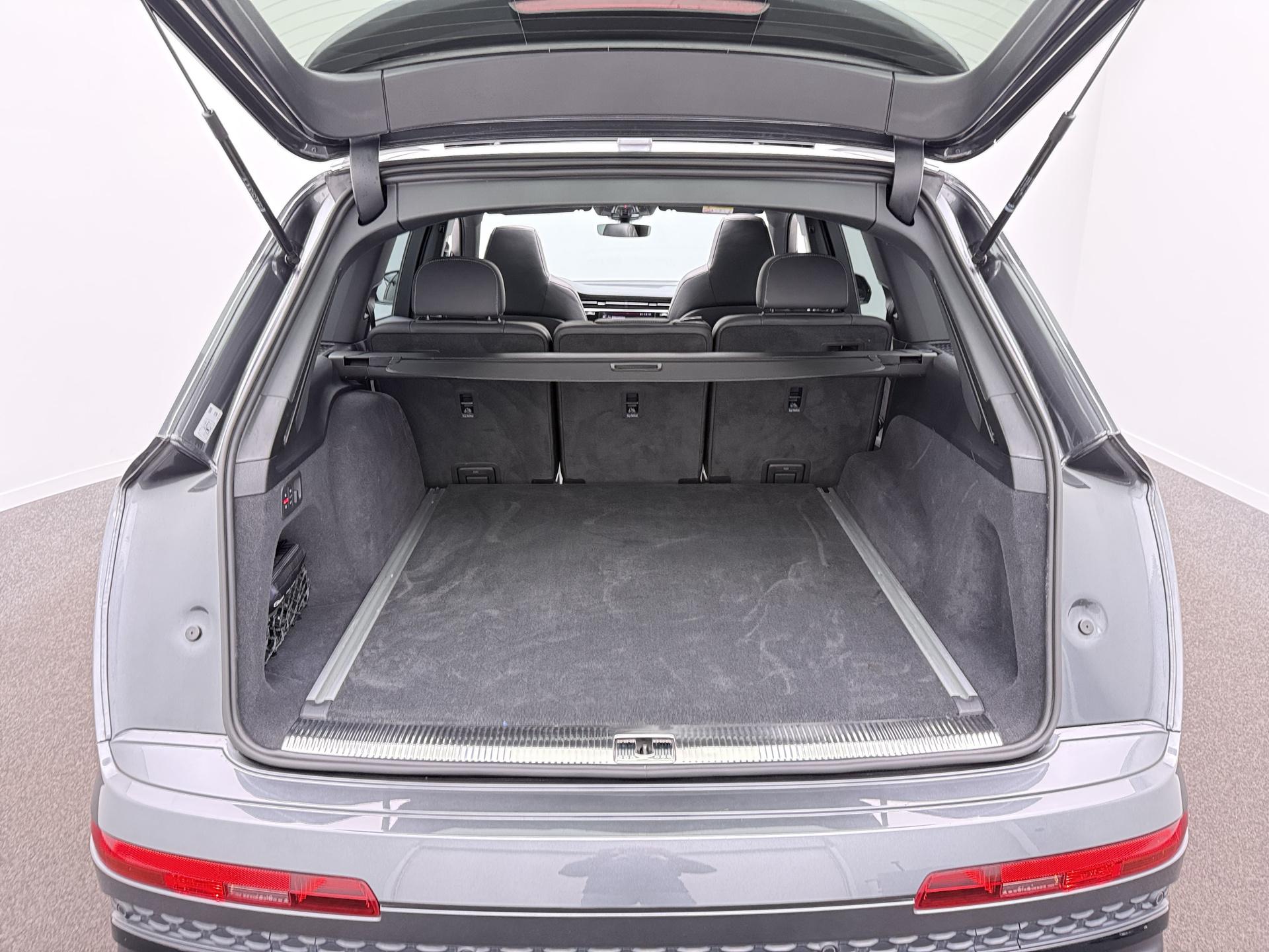Foto van Audi Q7 55 TFSI E