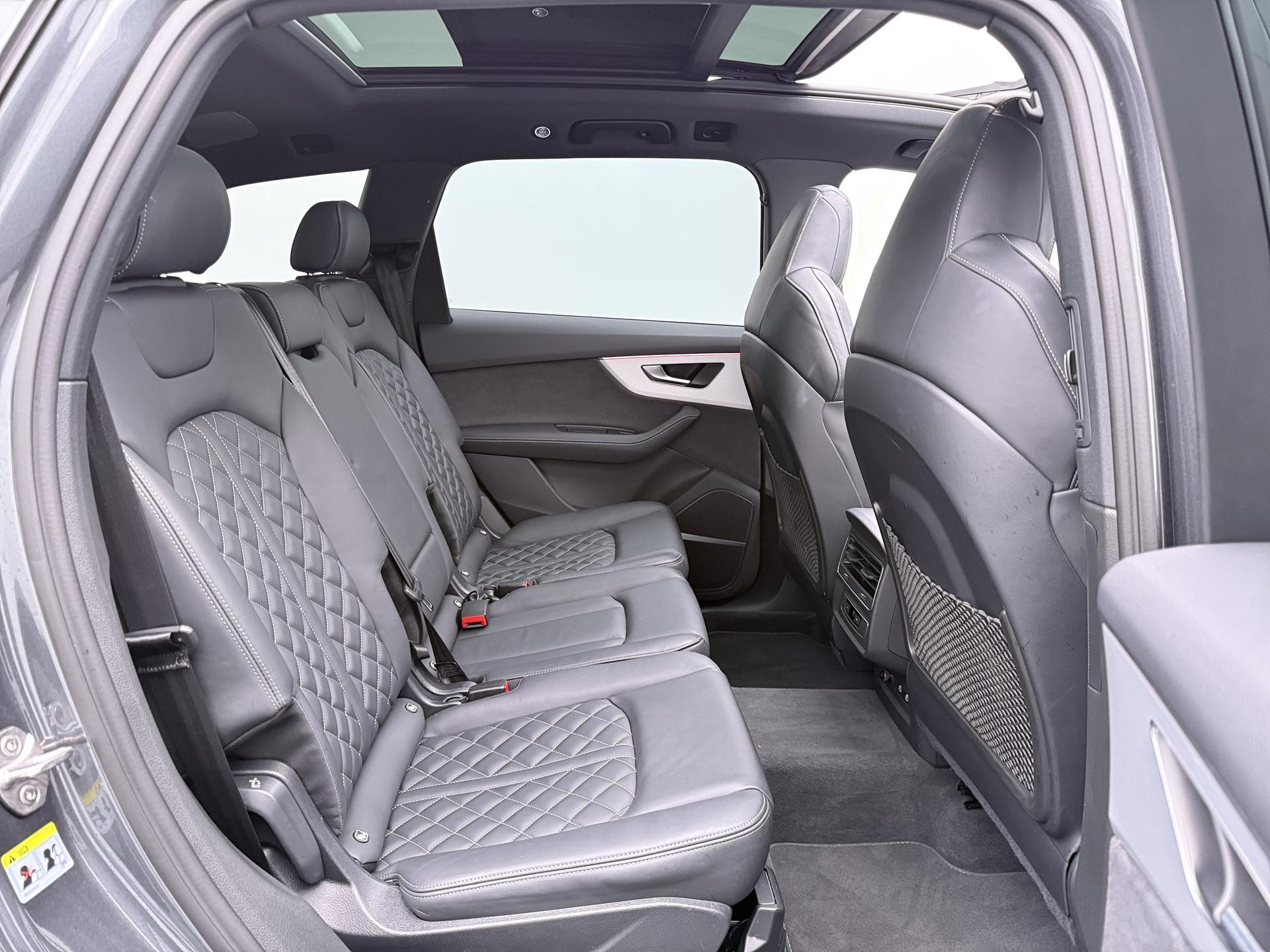 Foto van Audi Q7 55 TFSI E