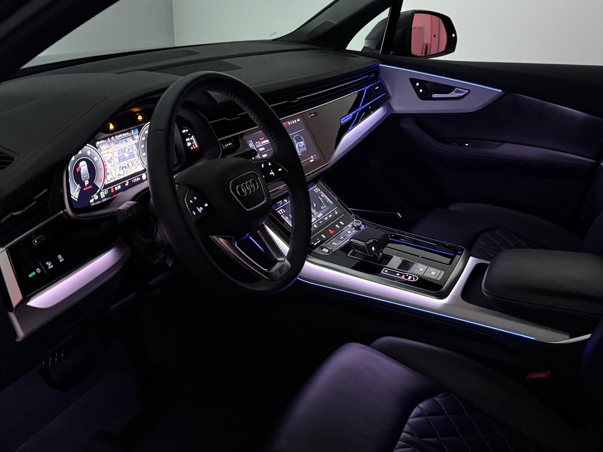Foto van Audi Q7 55 TFSI E