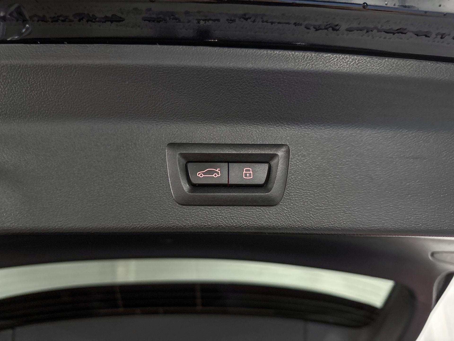 Foto van BMW Ix3