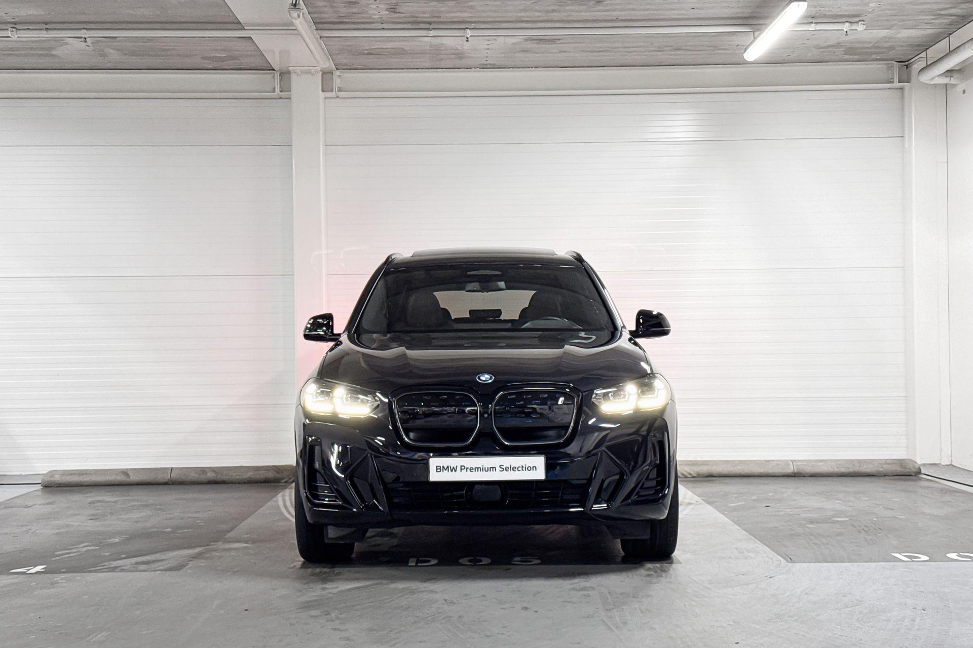 Foto van BMW Ix3