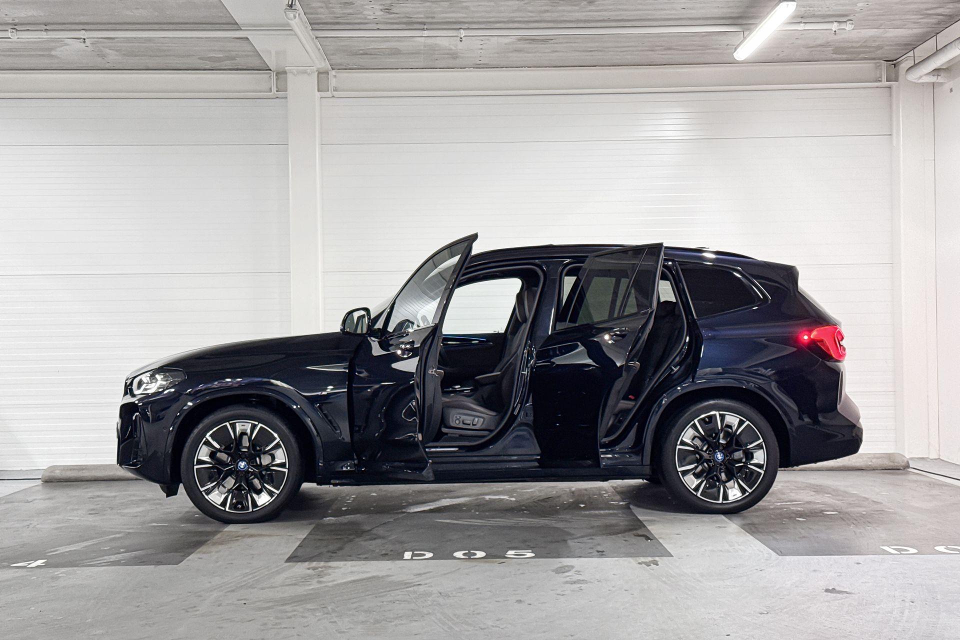 Foto van BMW Ix3