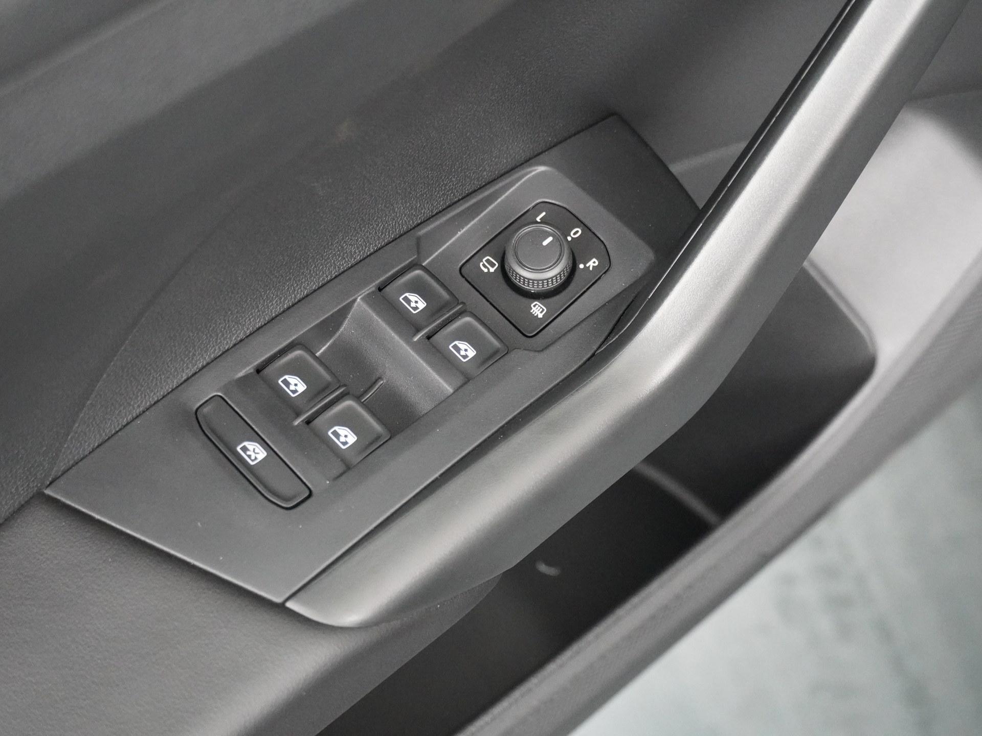 Foto van Volkswagen T-cross