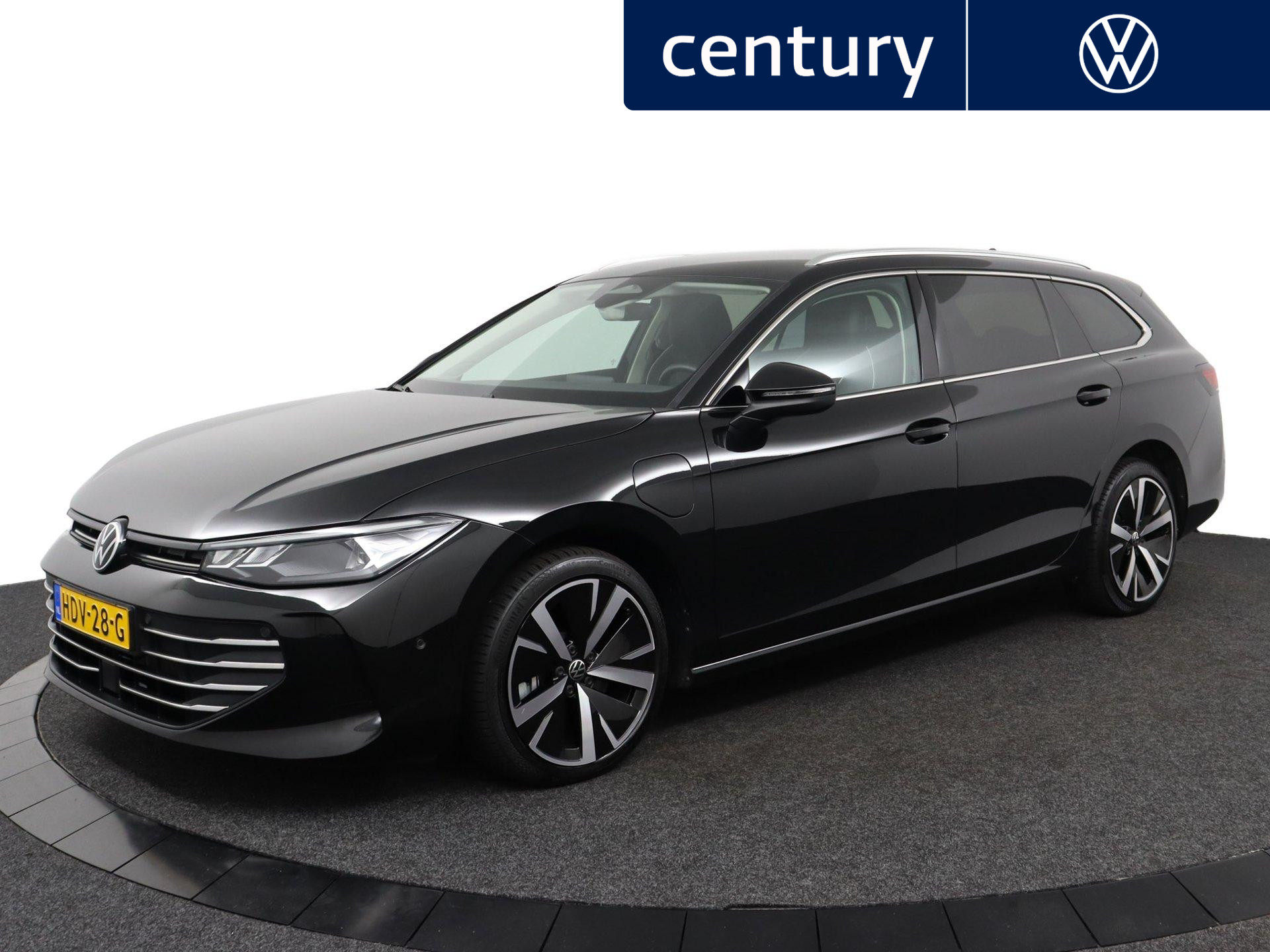 Volkswagen Passat 1.5 eHybrid 2025 - voorkant