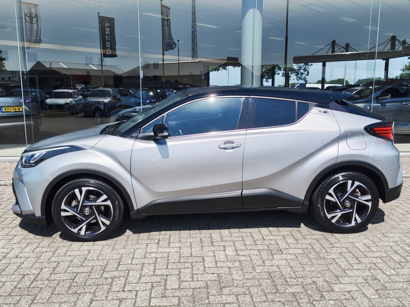 Foto van Toyota Toyota C-hr