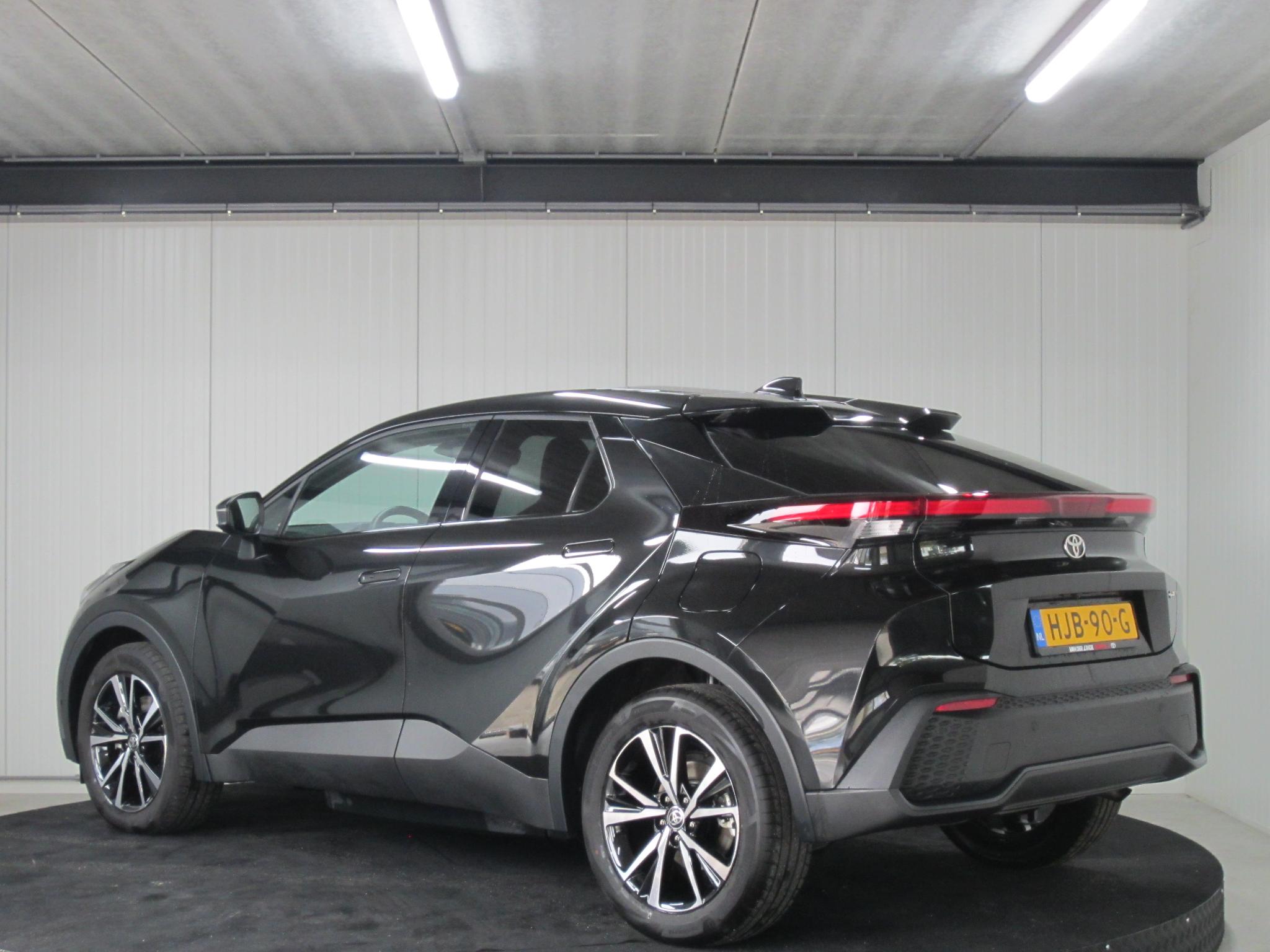 Foto van Toyota C-hr