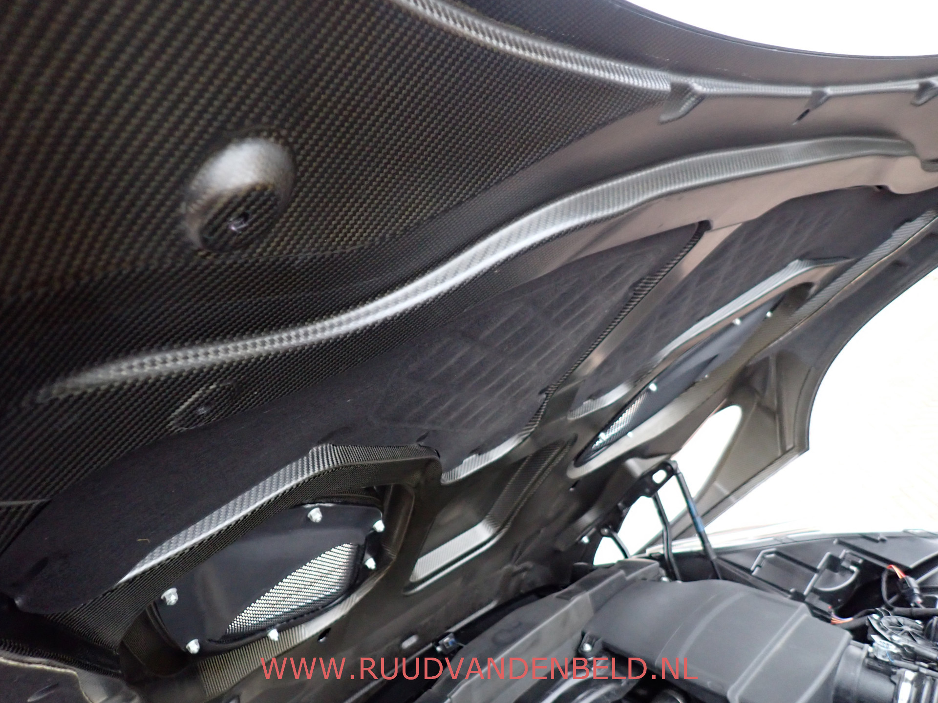 Foto van Aston Martin DBS