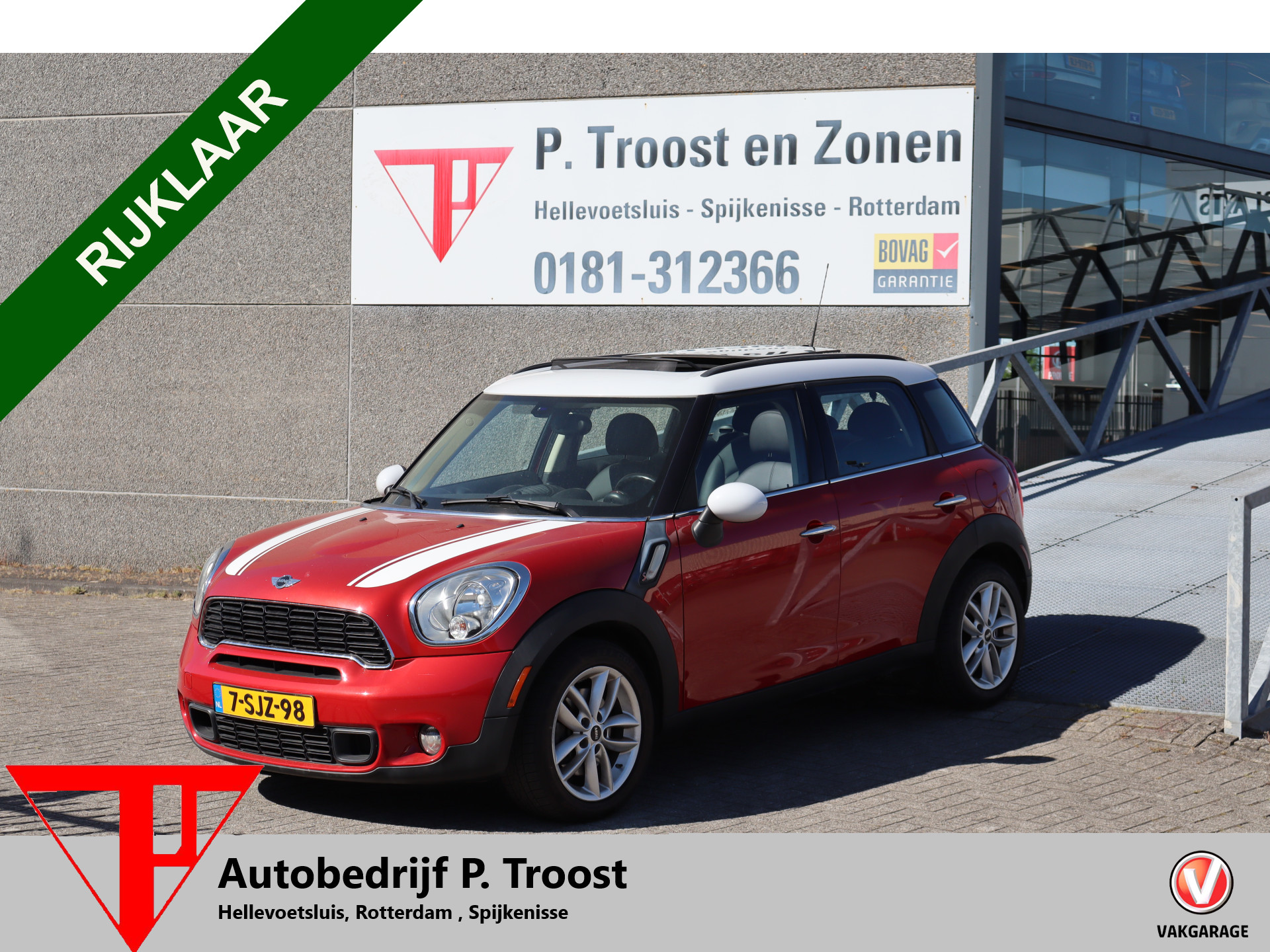 Mini Cooper S 1.6 Cooper S ALL4 Chili AUTOMAAT/ CLIMA-AIRCO/ELEKTRISCH GLAZEN PANO DAK/18 INCH L.M. VELGEN/BLEUTOOTH/LEDER/PARKEER SENSOREN/CRUISE CONTROL/FULL OPTIONS. 2013 - voorkant