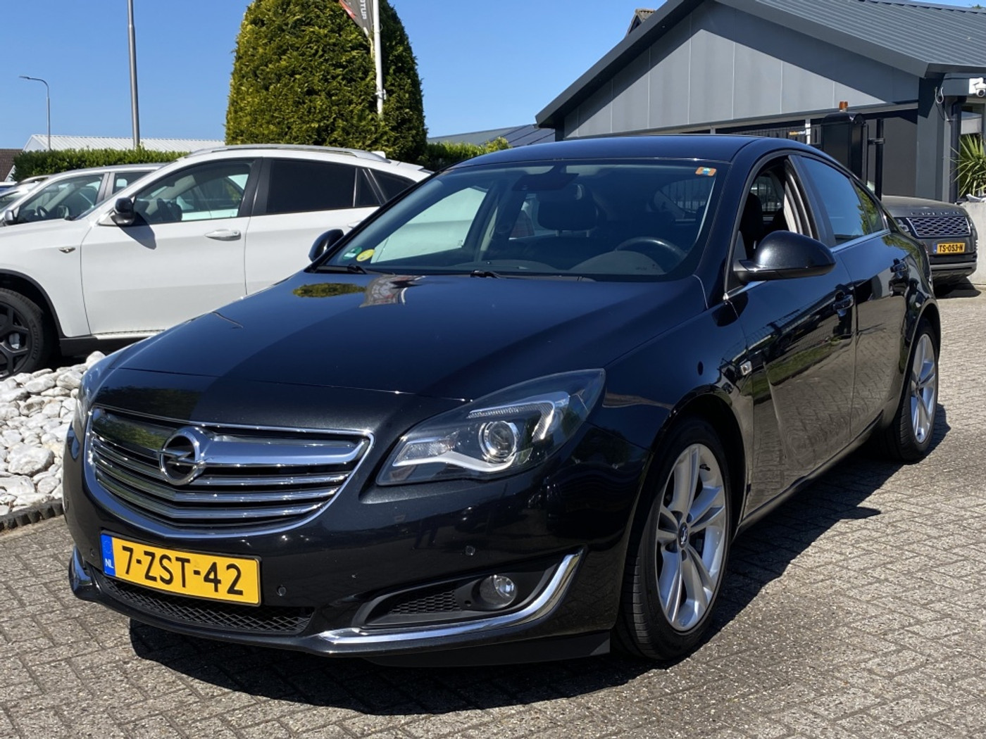 Opel Insignia Limousine HB 2.0 CDTI Hatchback Zwart Leder Trekhaak 2015 - voorkant