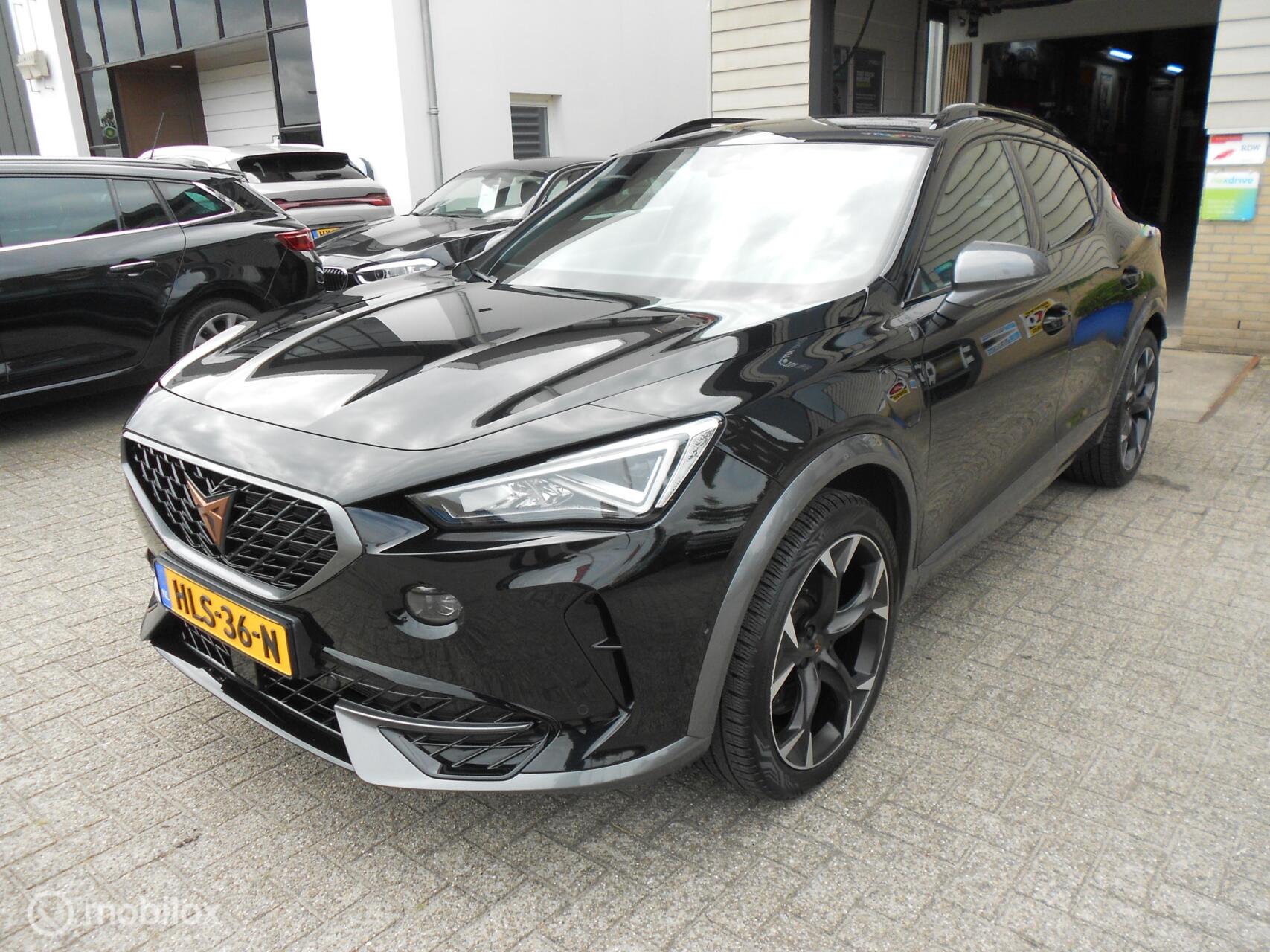 Cupra Formentor VZ E-hybrid 1.4 e-Hybrid VZ Performance 245 PK 2022 - voorkant
