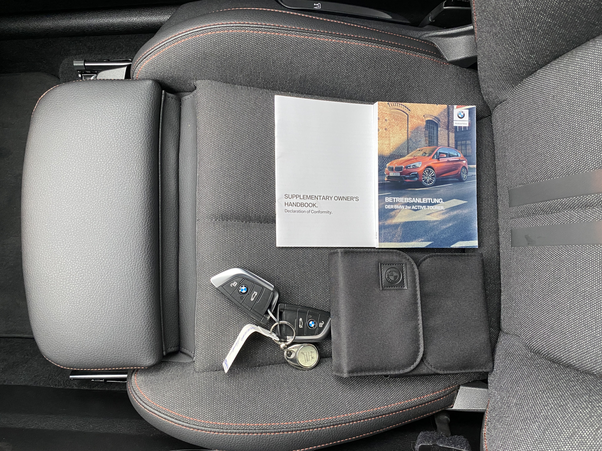 Foto van BMW 220i Active Tourer