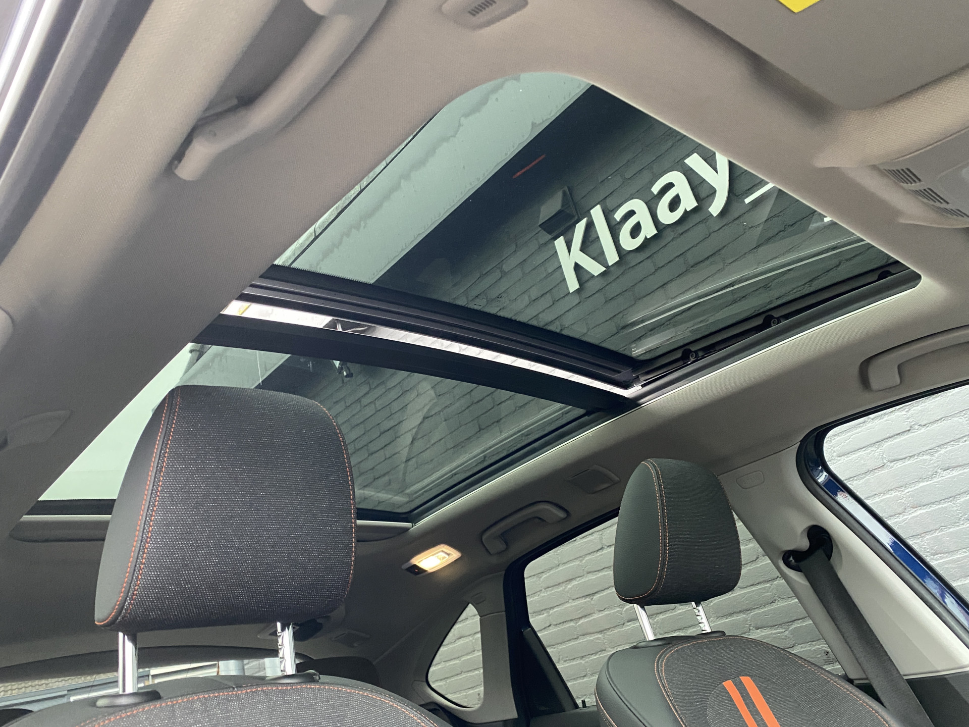 Foto van BMW 220i Active Tourer