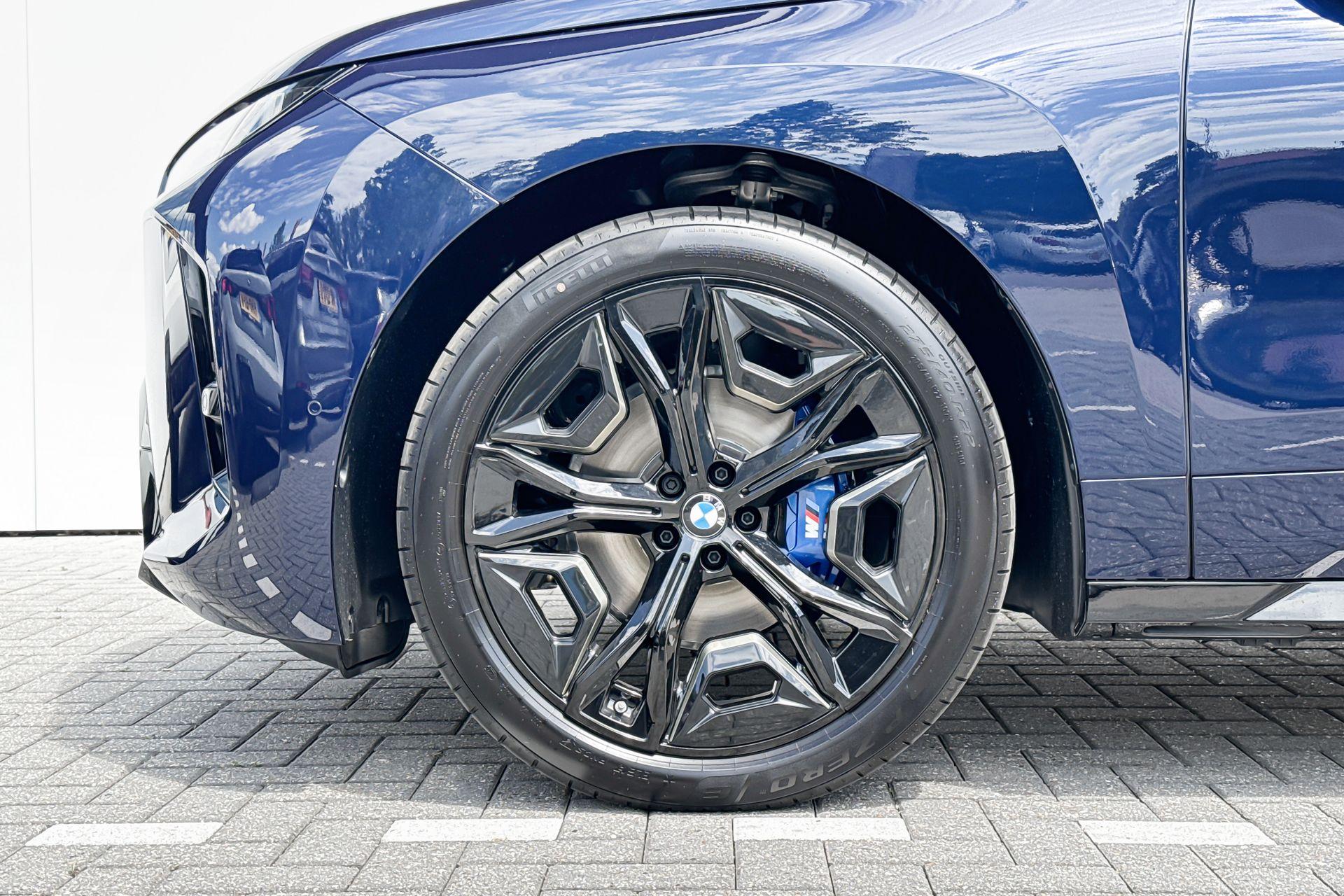Foto van BMW Ix