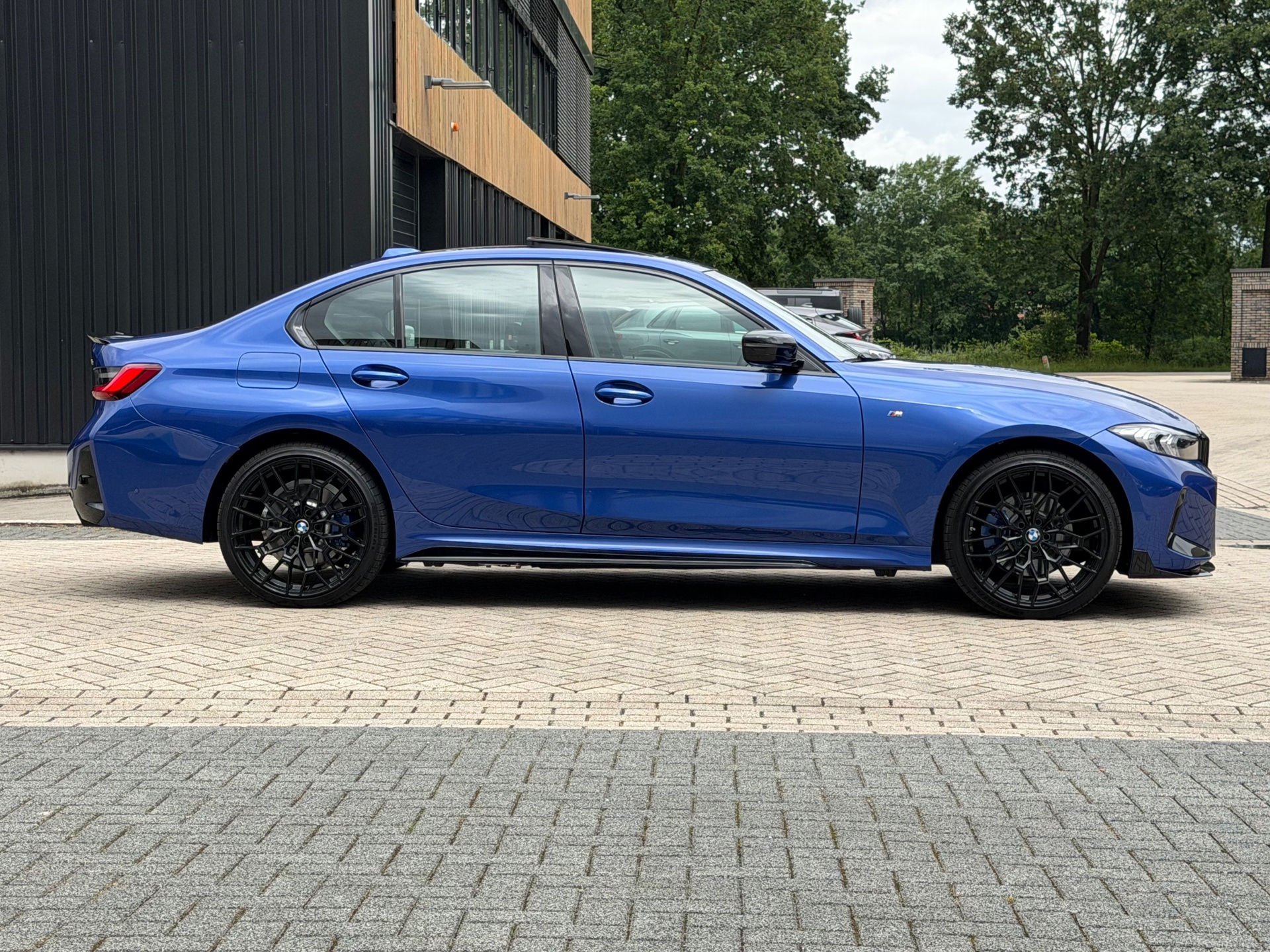 Foto van BMW 330e