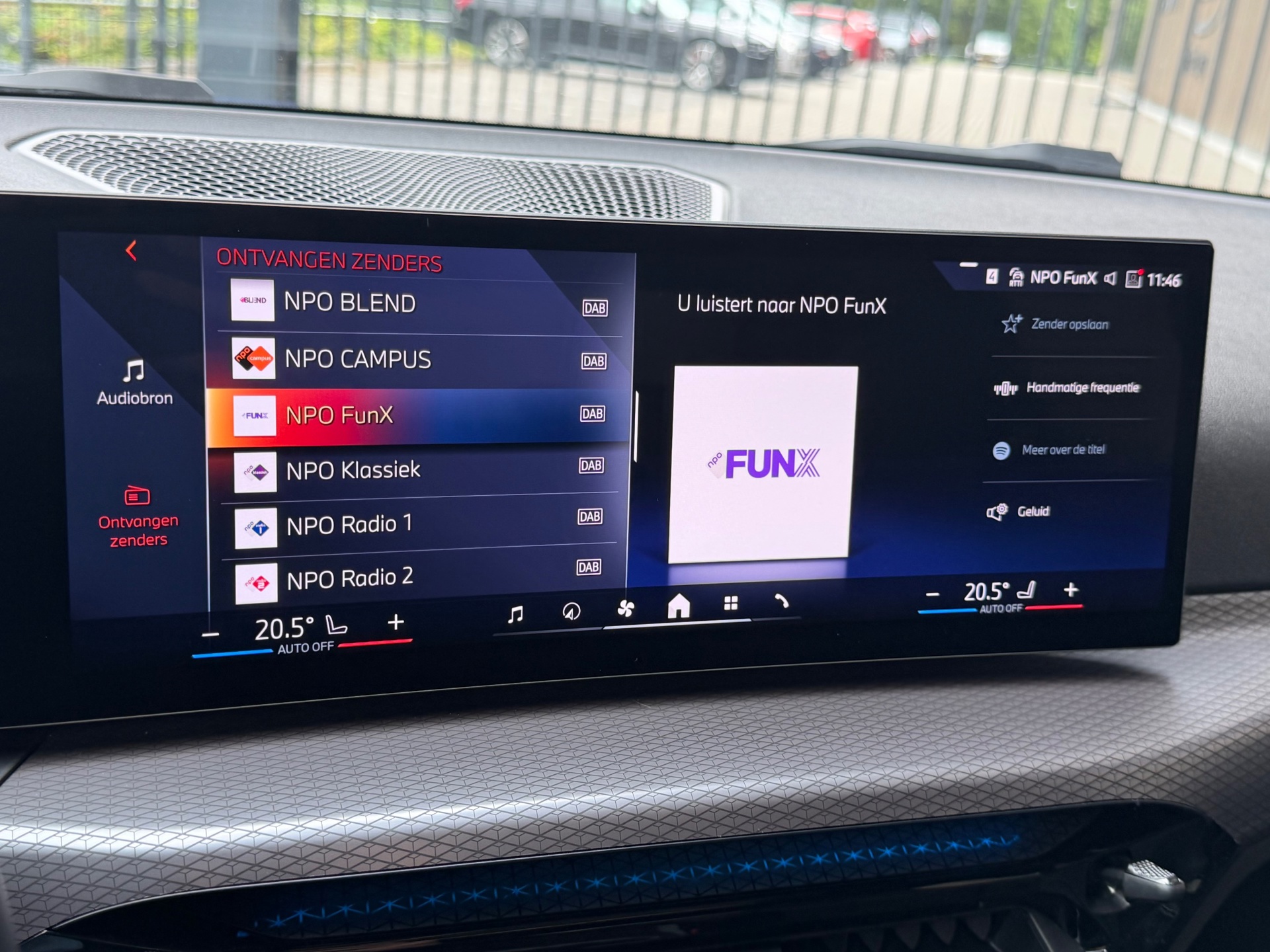 Foto van BMW 330e