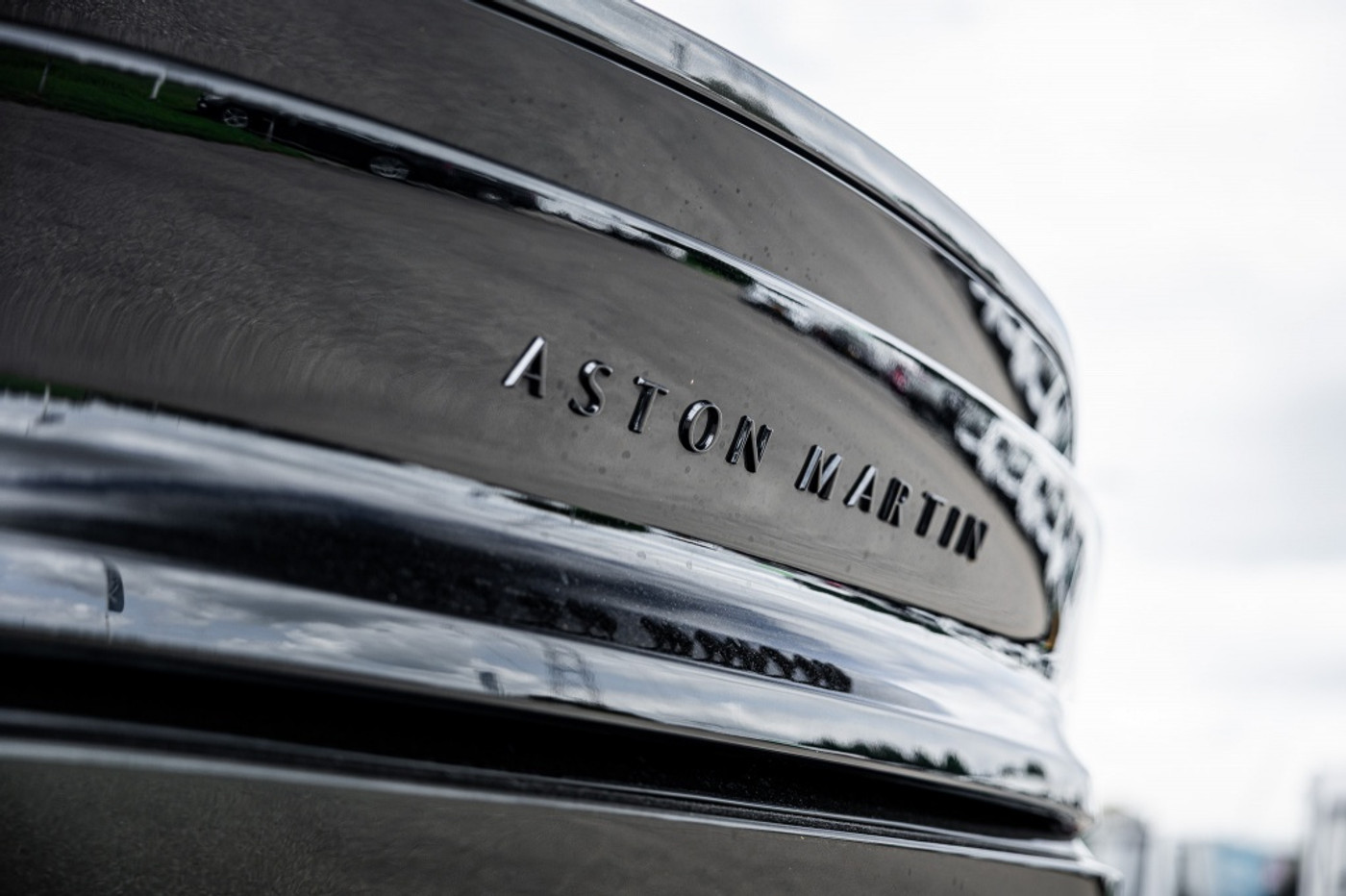 Foto van Aston Martin Vanquish