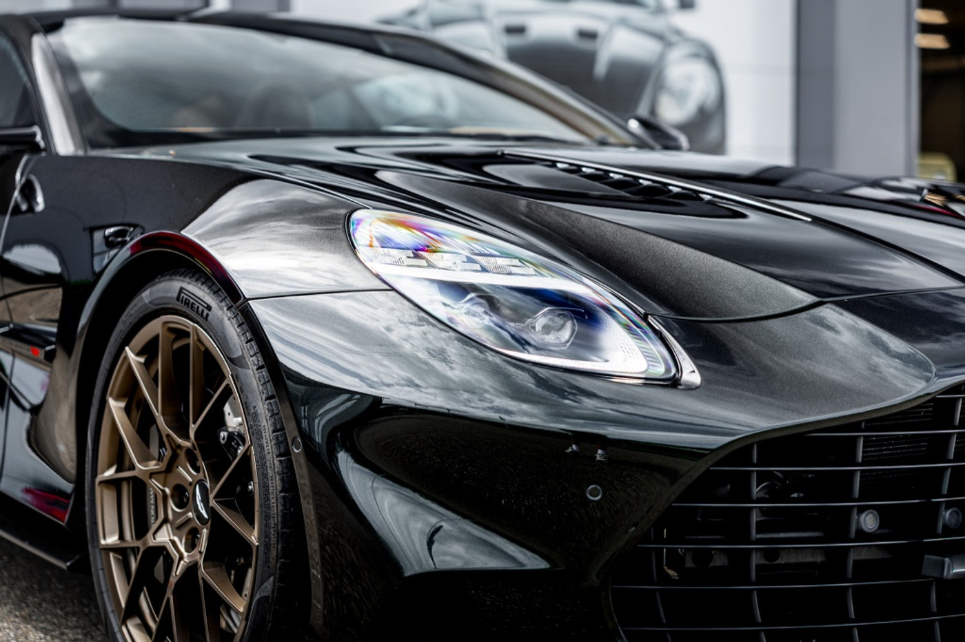 Foto van Aston Martin Vanquish