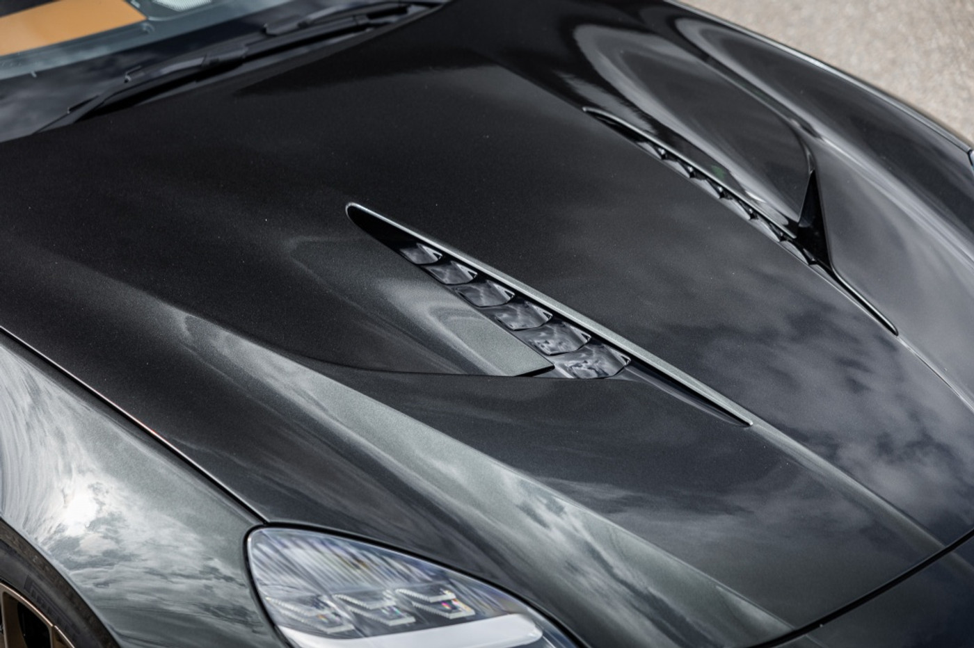 Foto van Aston Martin Vanquish