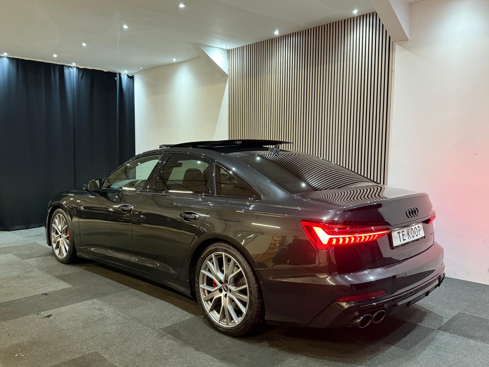 Foto van Audi A6 55 TFSI E