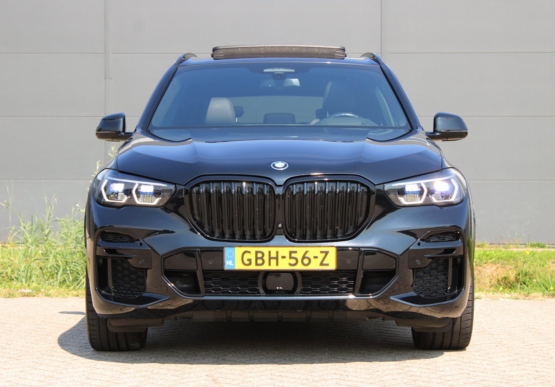 Foto van BMW X5 Xdrive45e