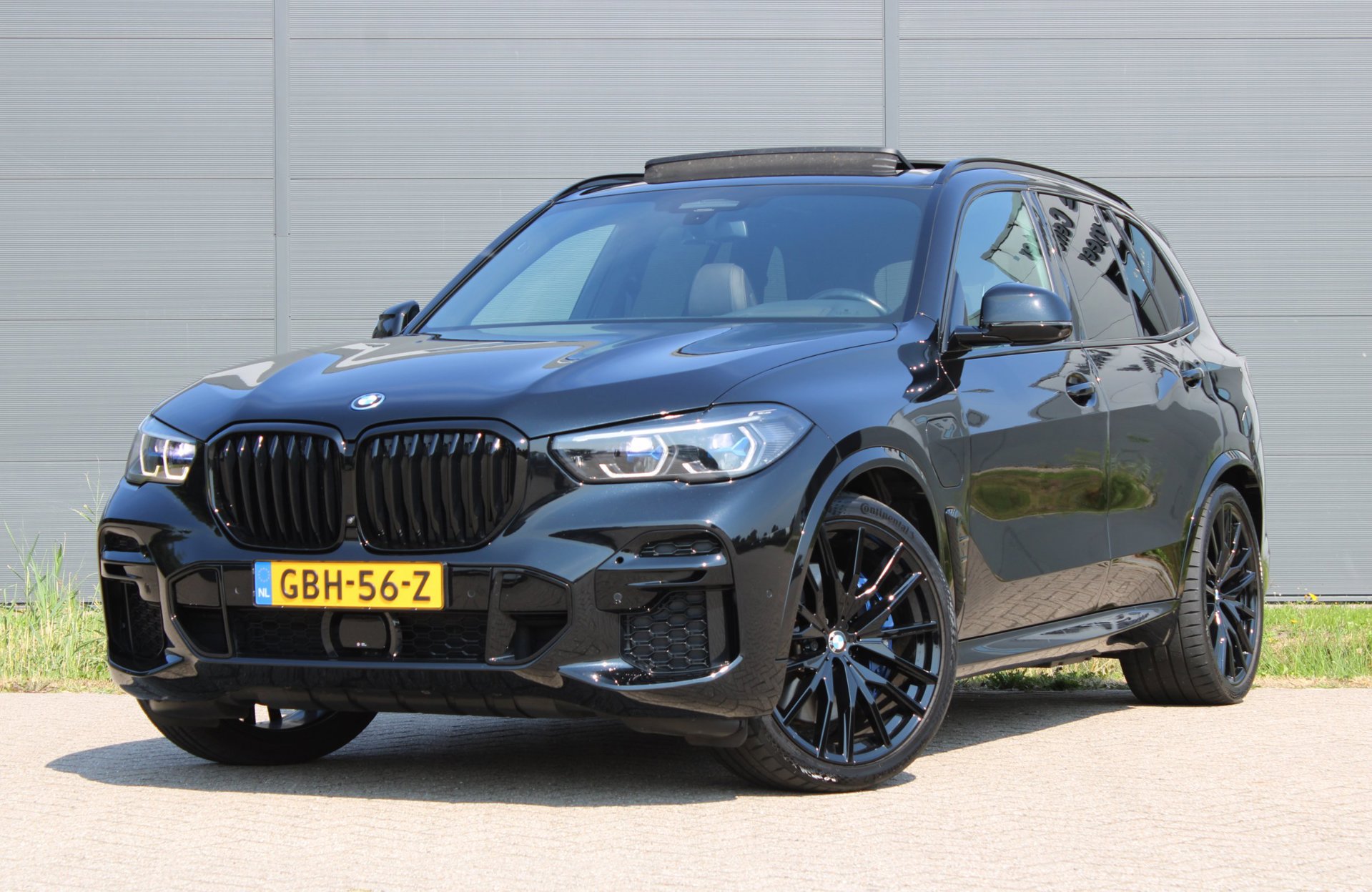 Foto van BMW X5 Xdrive45e