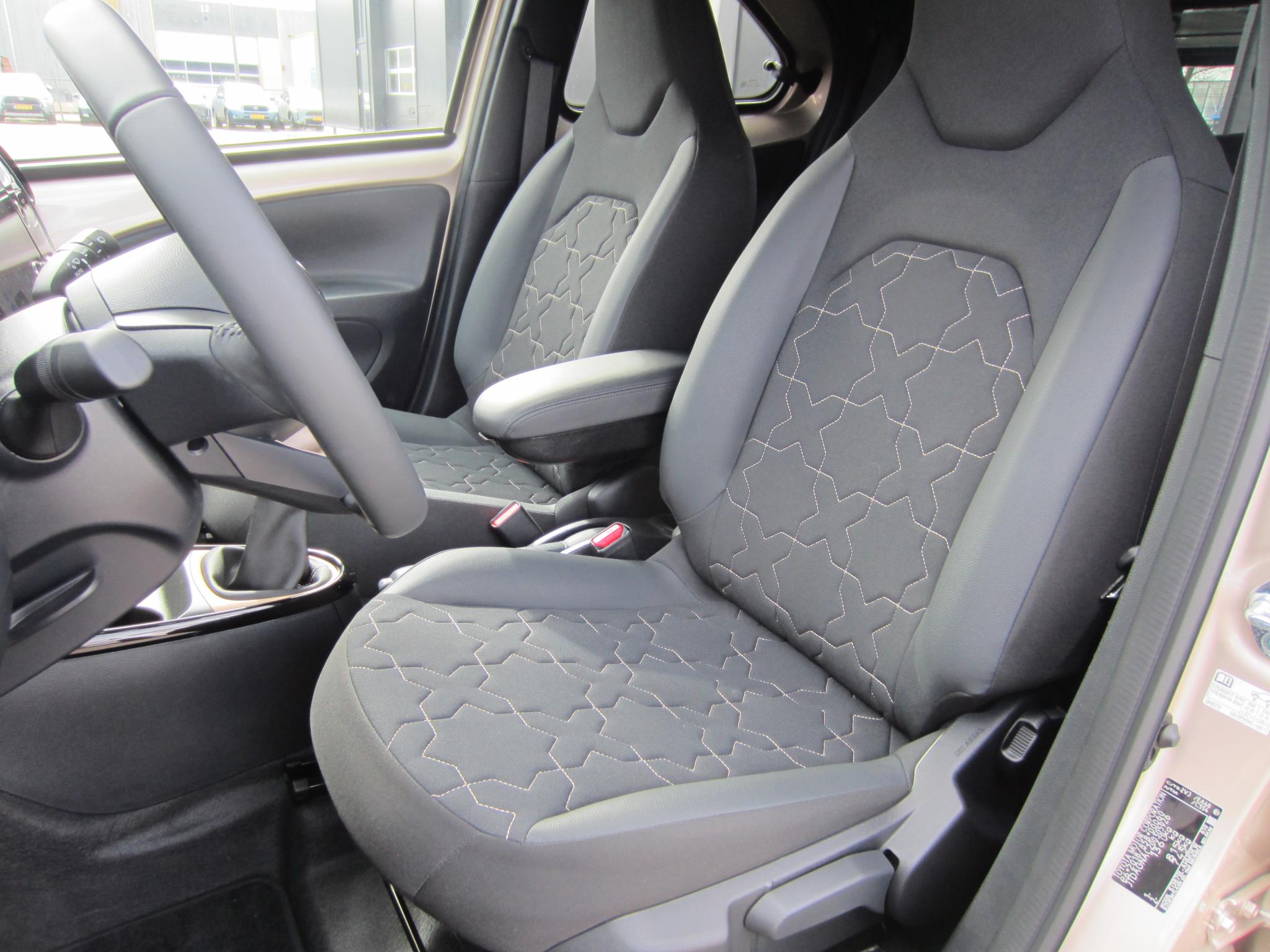 Foto van Toyota Toyota Aygo X