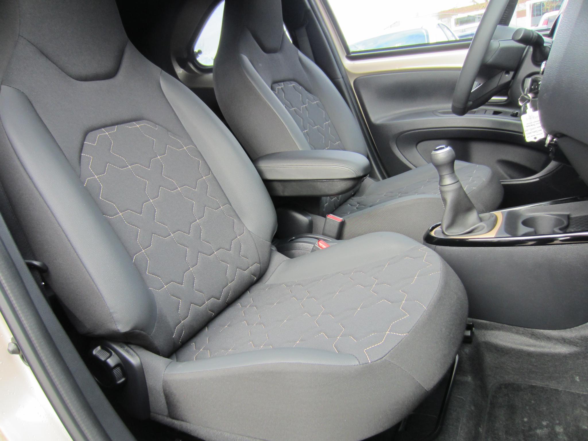 Foto van Toyota Toyota Aygo X