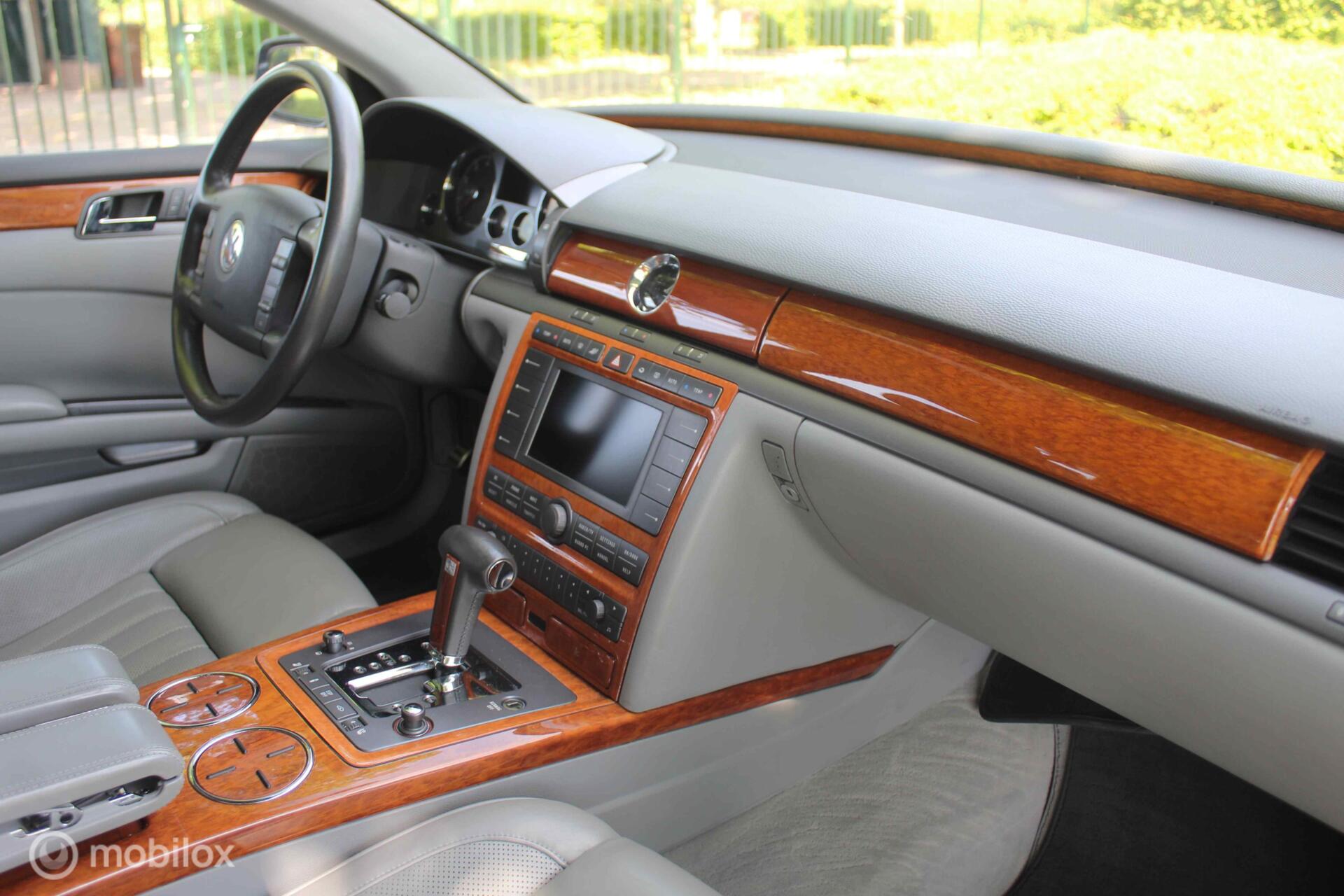 Foto van Volkswagen Phaeton