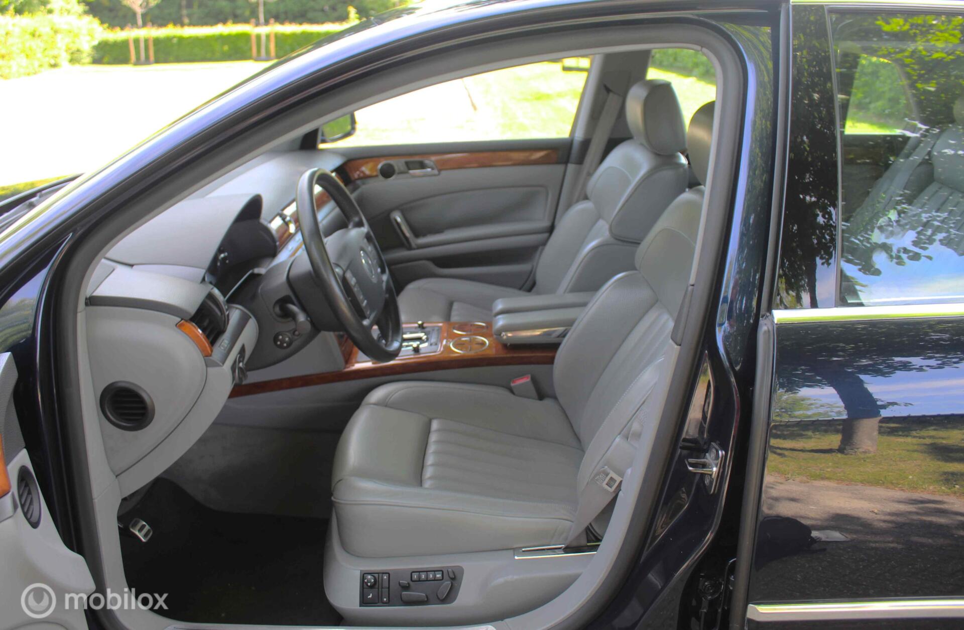 Foto van Volkswagen Phaeton