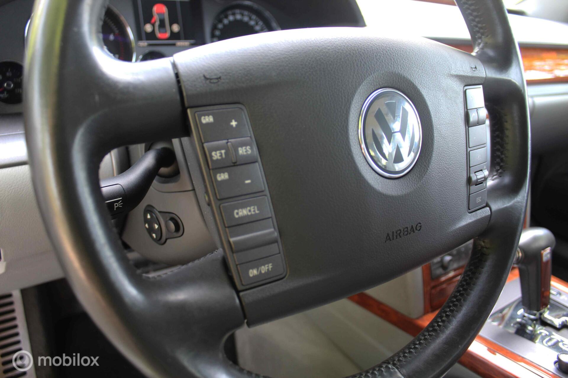 Foto van Volkswagen Phaeton