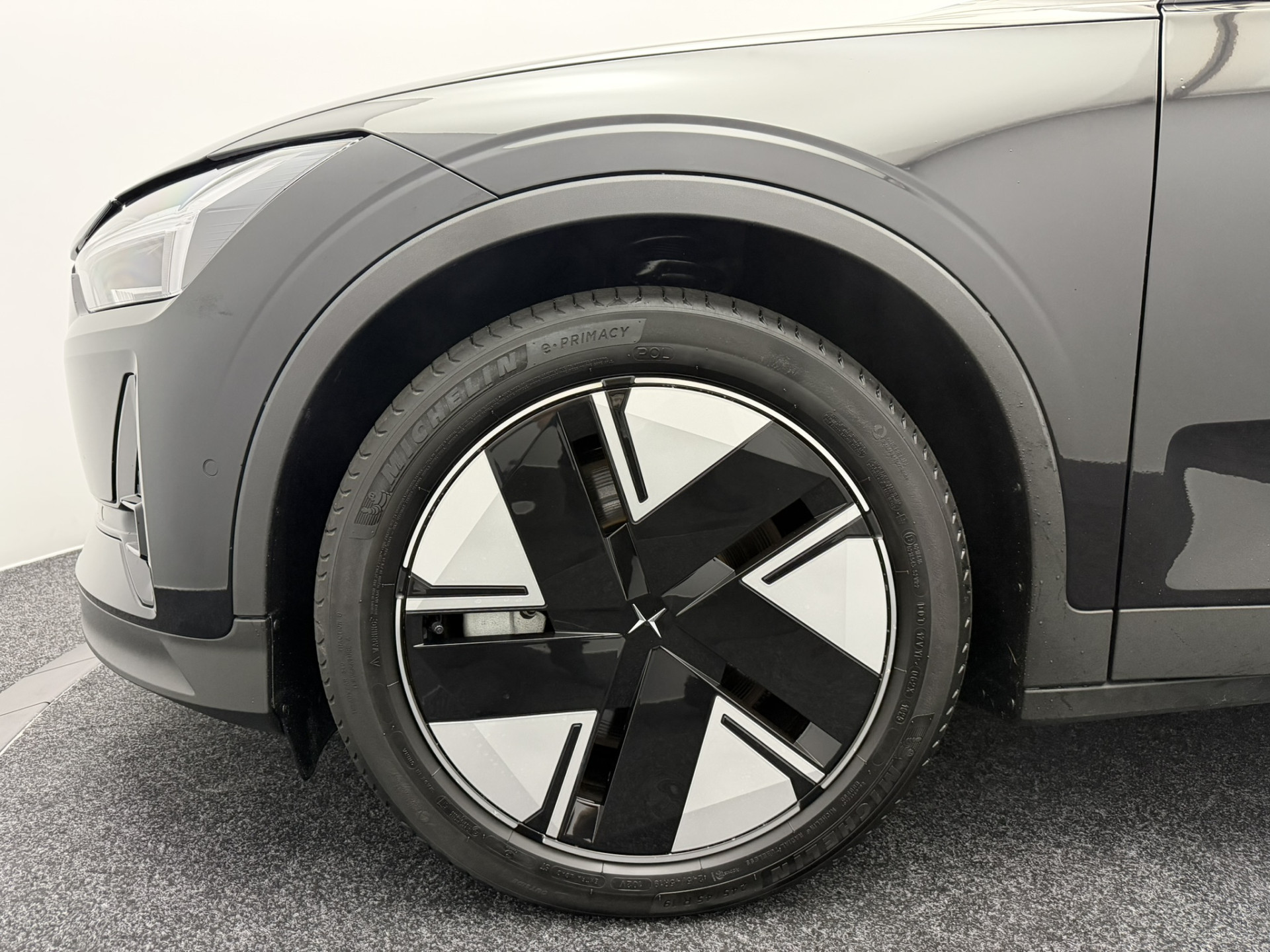 Foto van Polestar Polestar 2
