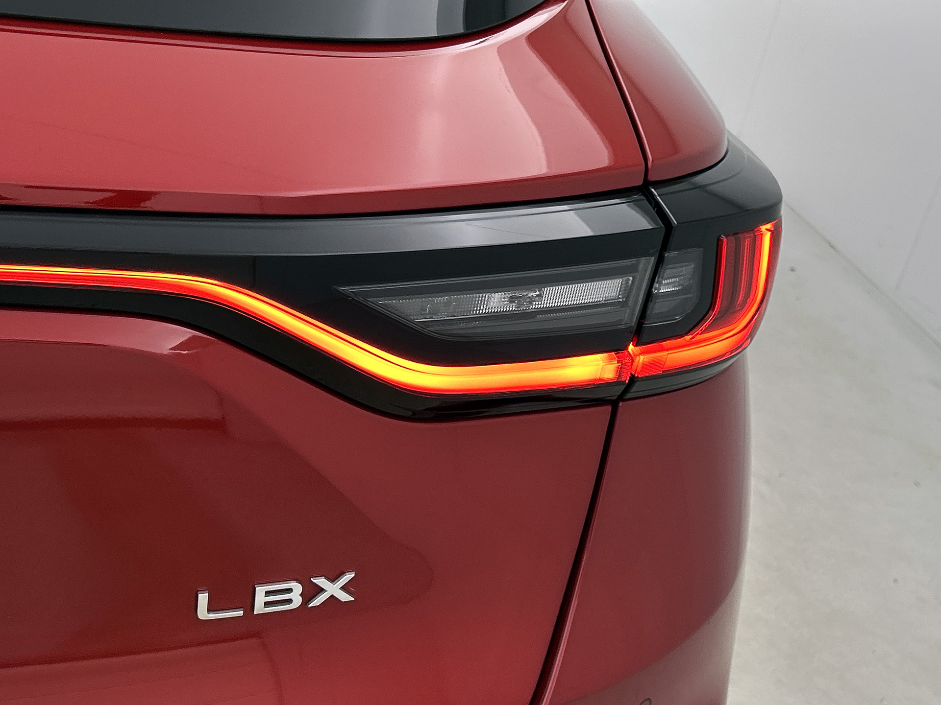 Foto van Lexus Lexus LBX