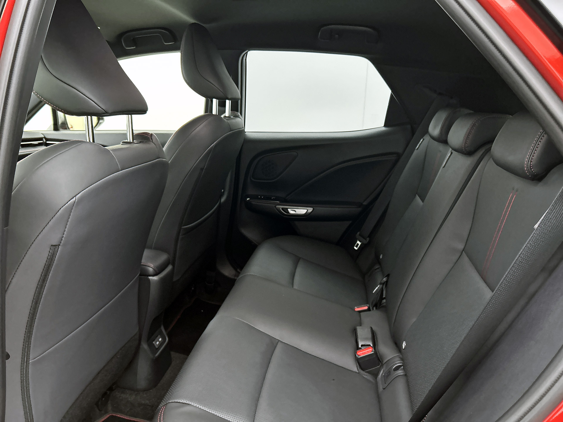 Foto van Lexus Lexus LBX