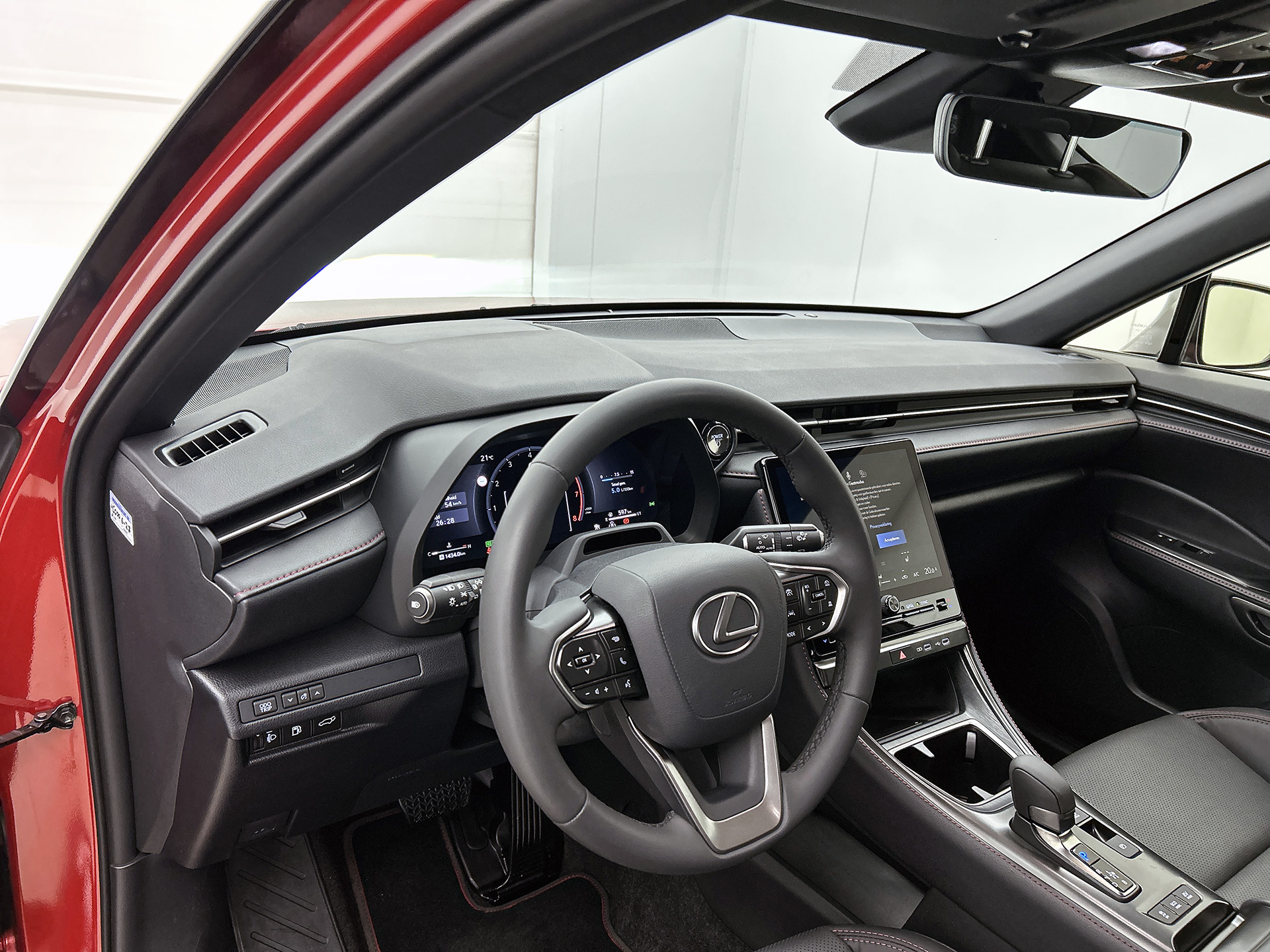 Foto van Lexus Lexus LBX