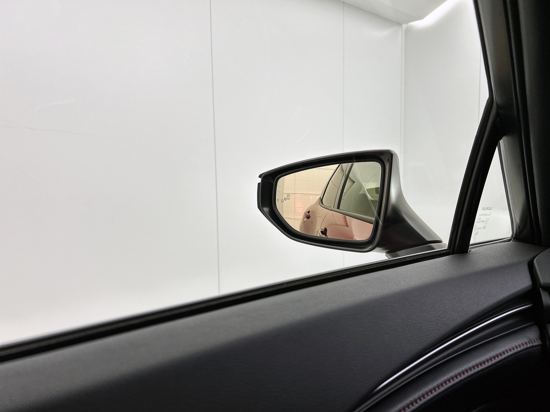 Foto van Lexus Lexus LBX