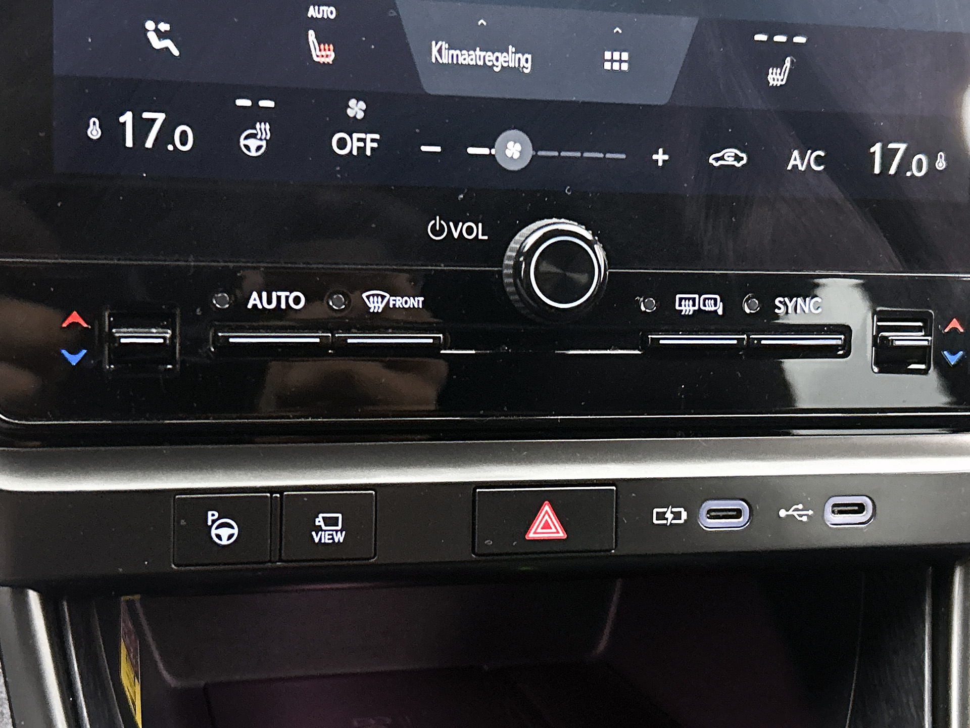 Foto van Lexus Lexus LBX