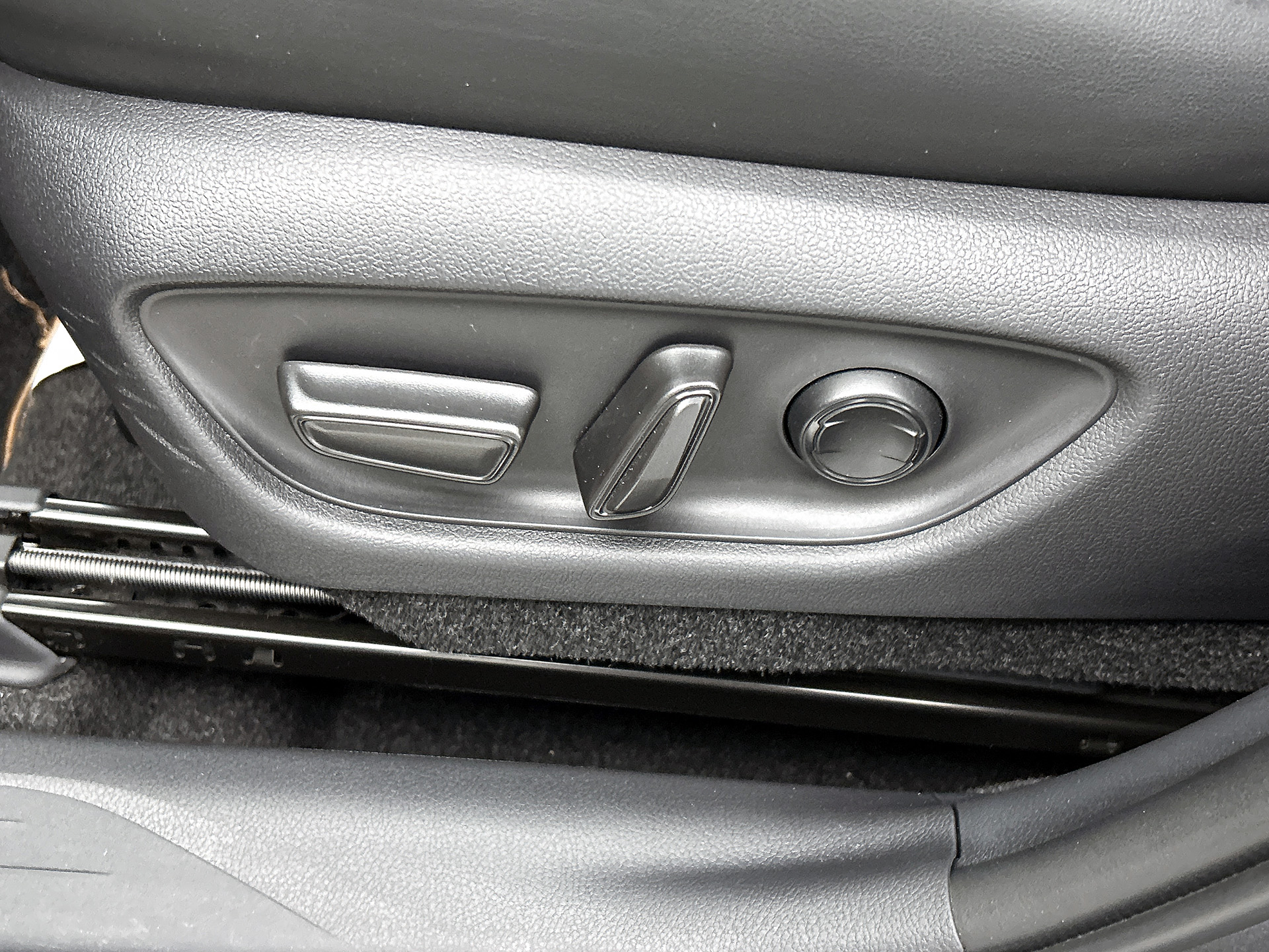 Foto van Lexus Lexus LBX