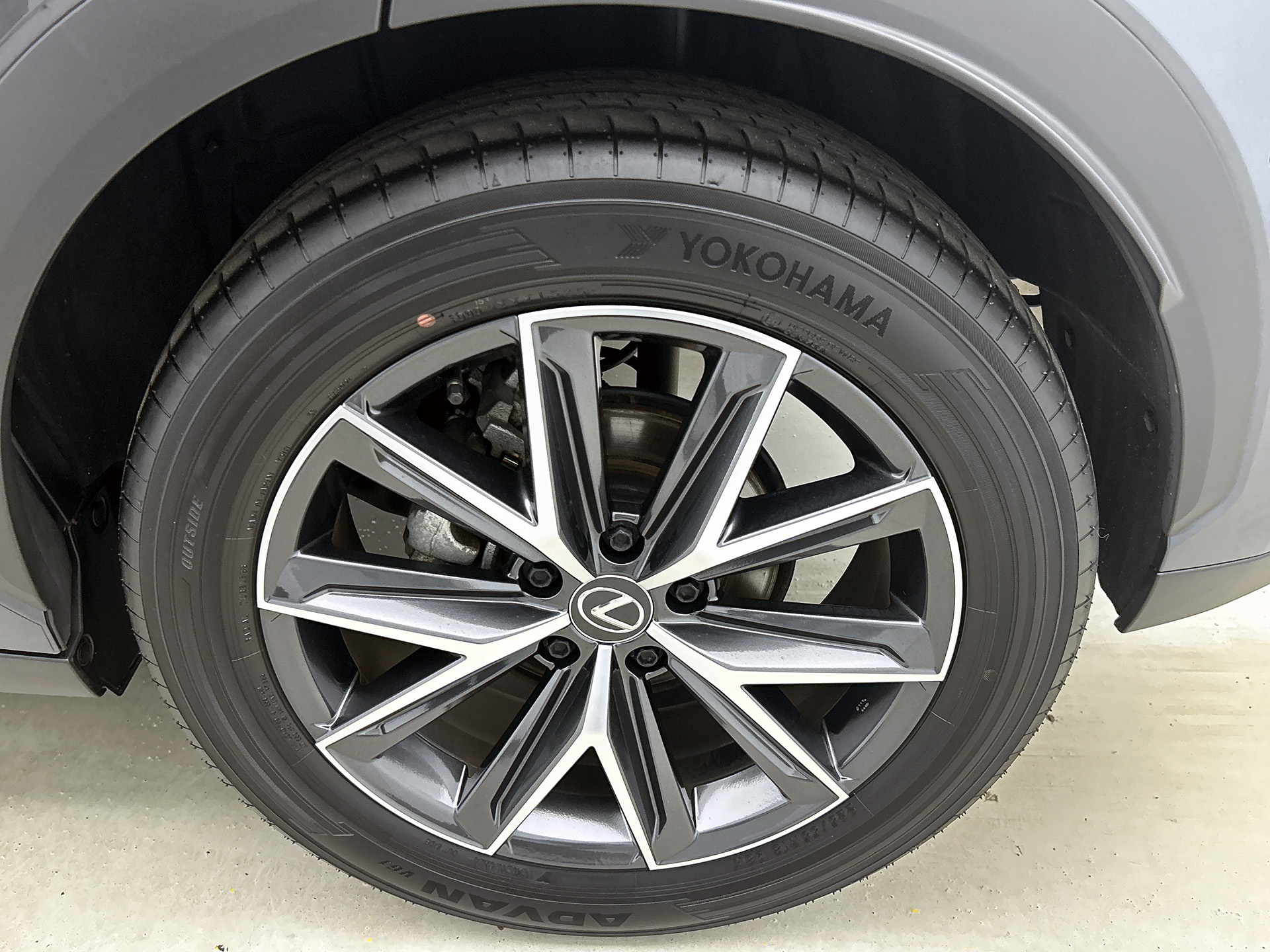 Foto van Lexus Lexus LBX