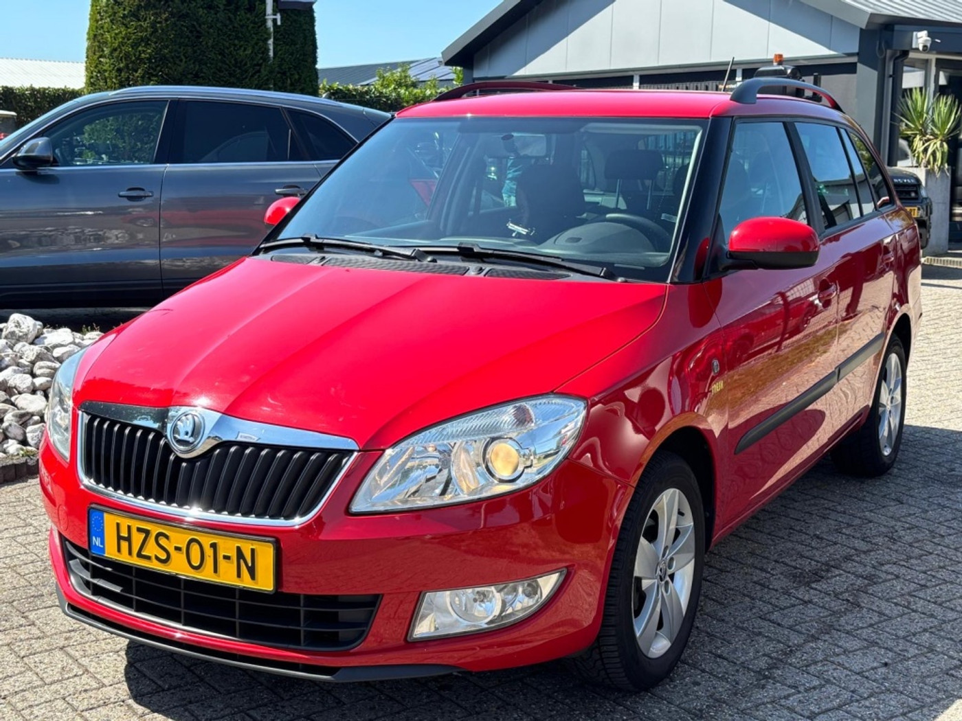 Skoda Fabia 1.2 TSI Scout 2014 Rood Trekhaak Veel Opties 2014 - voorkant