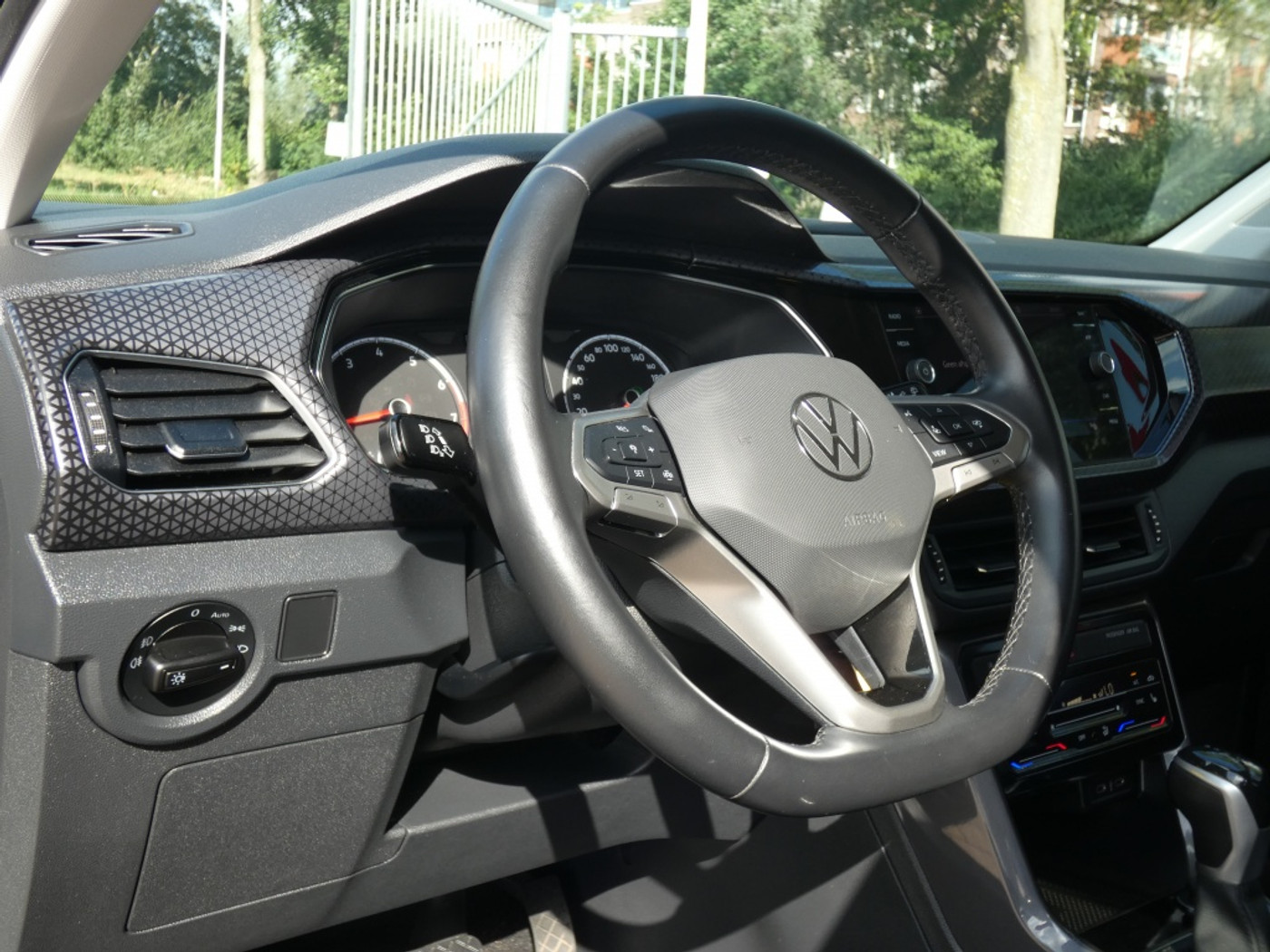 Foto van Volkswagen T-cross