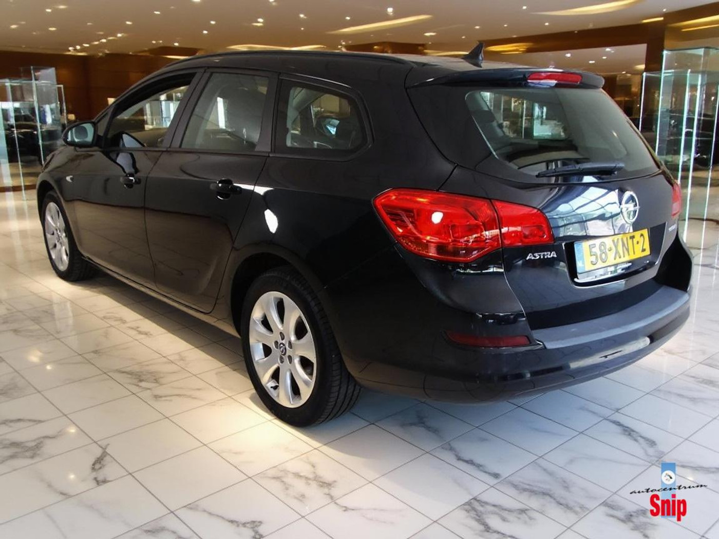 Foto van Opel Astra Sports Tourer